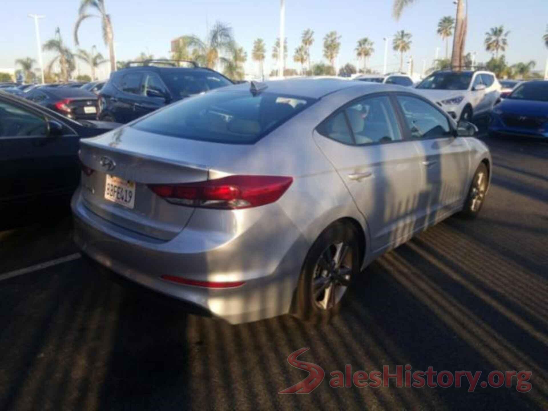 5NPD84LF4JH278227 2018 HYUNDAI ELANTRA