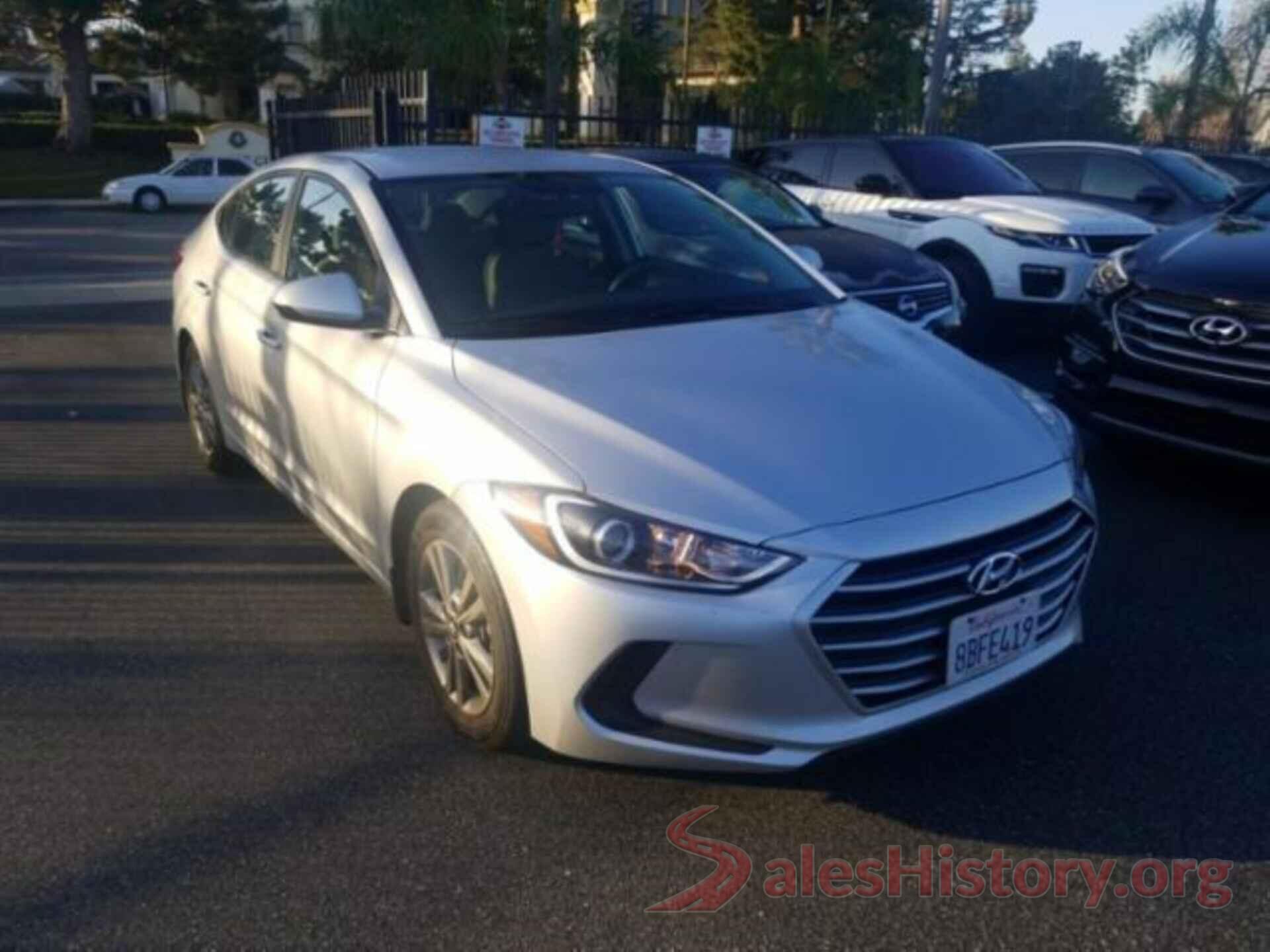 5NPD84LF4JH278227 2018 HYUNDAI ELANTRA