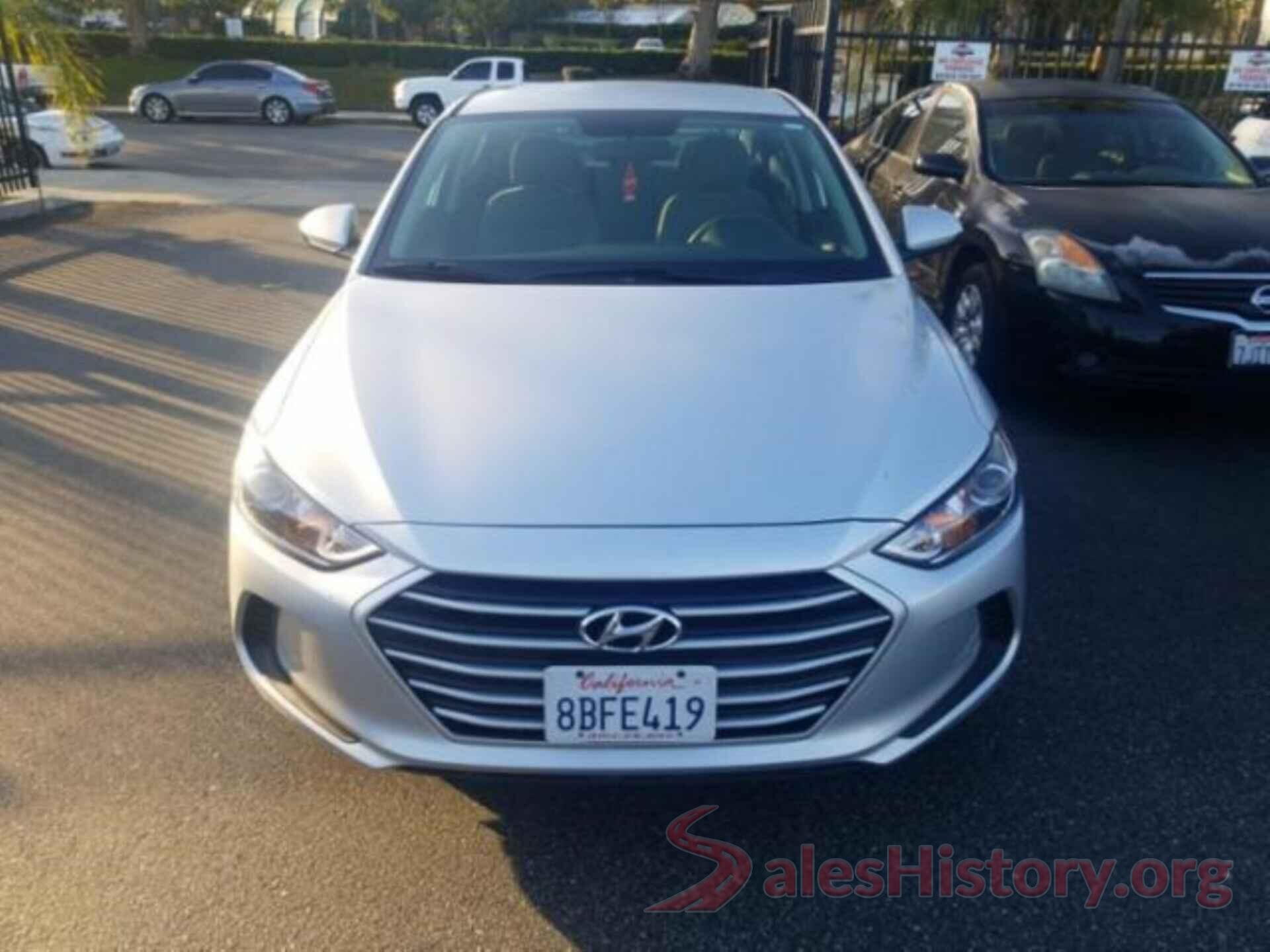 5NPD84LF4JH278227 2018 HYUNDAI ELANTRA