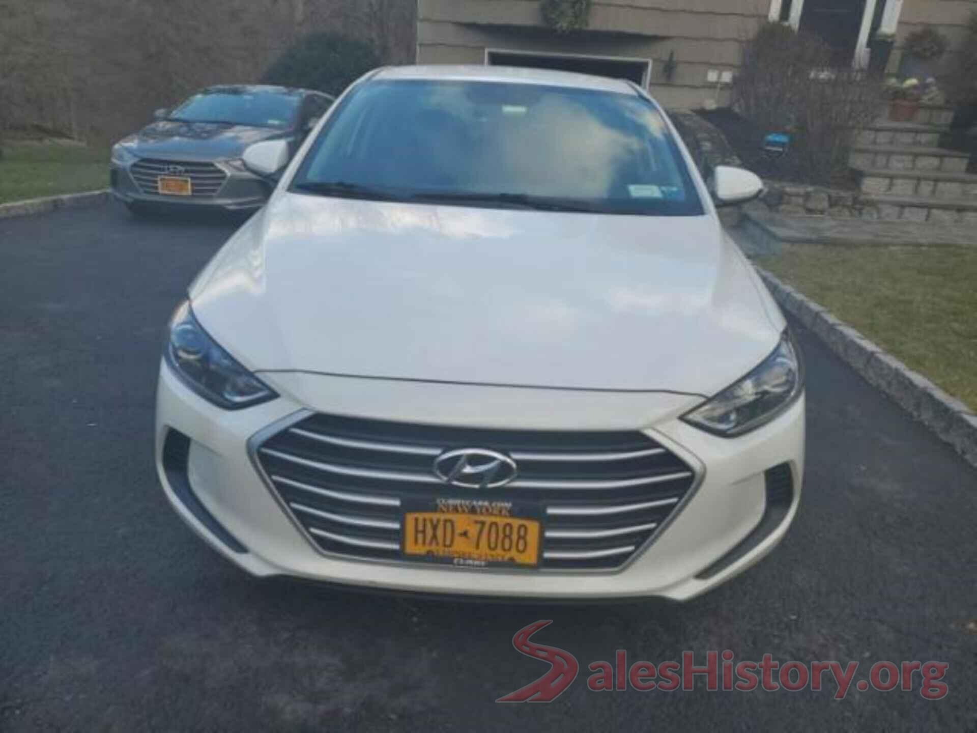 5NPD84LF0JH285207 2018 HYUNDAI ELANTRA