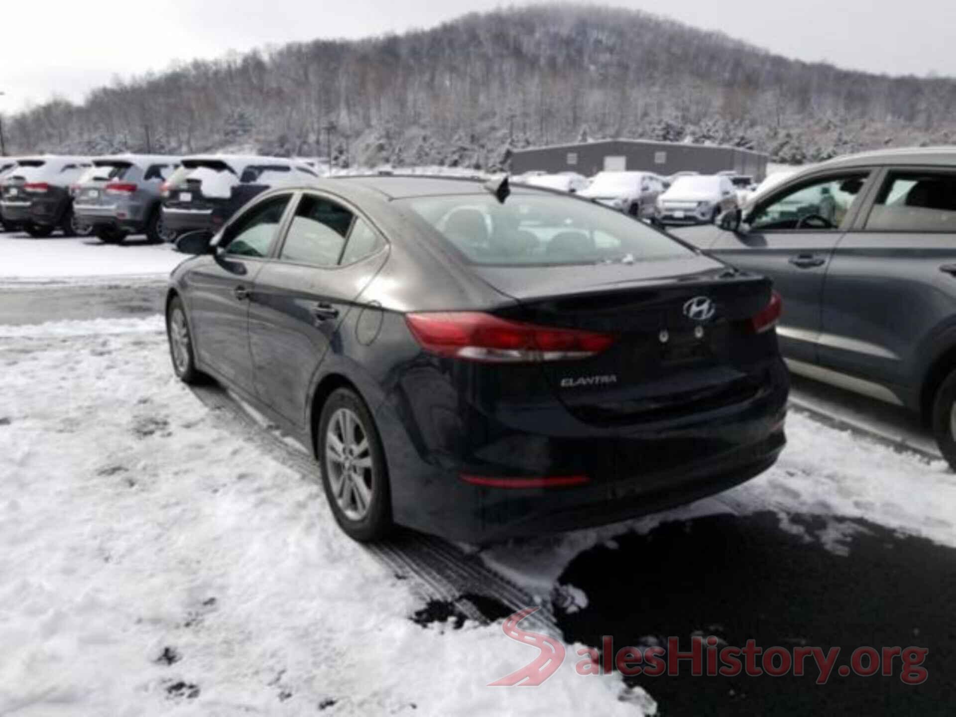 KMHD84LF8JU543409 2018 HYUNDAI ELANTRA