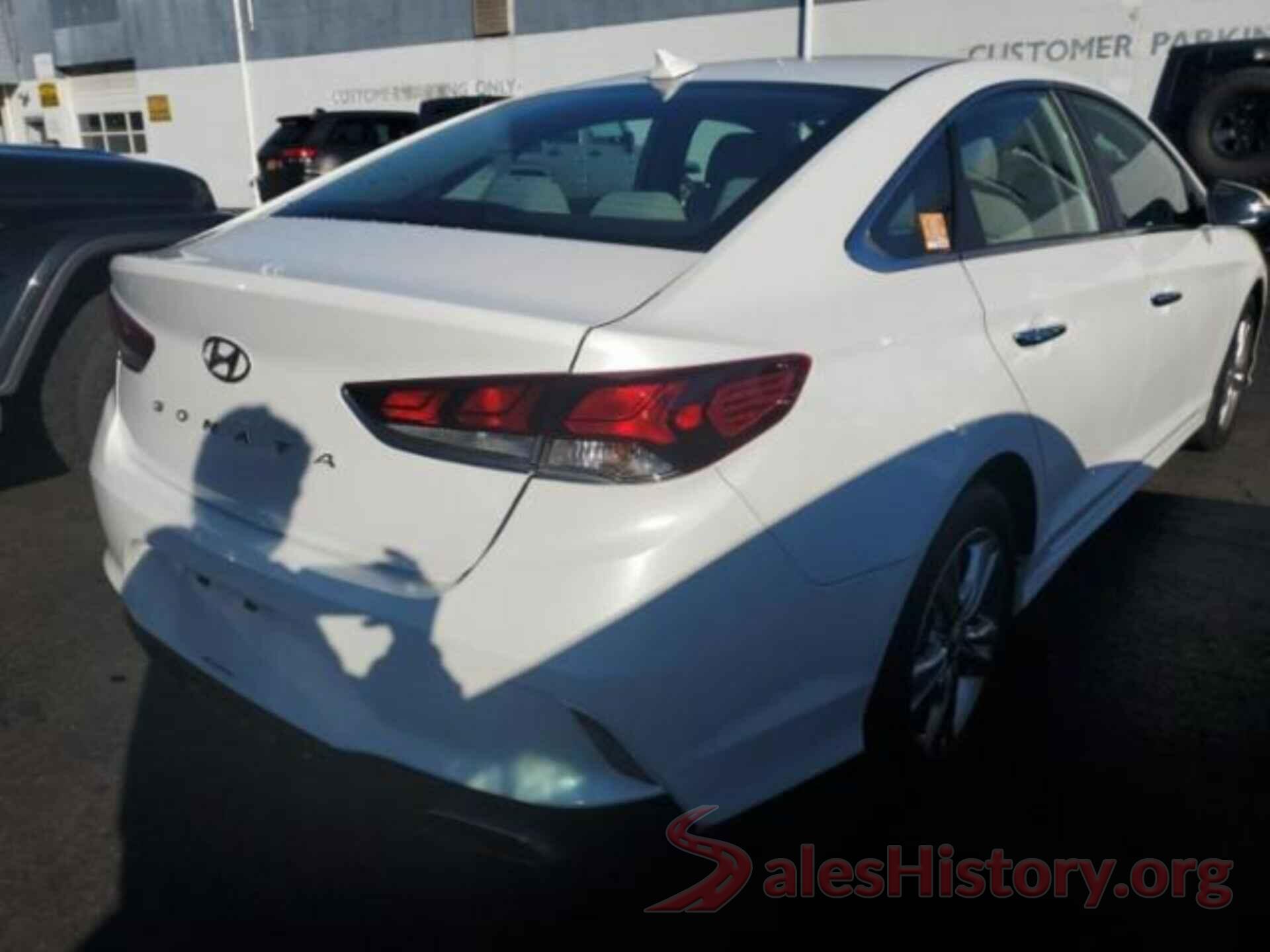 5NPE34AF9JH665359 2018 HYUNDAI SONATA