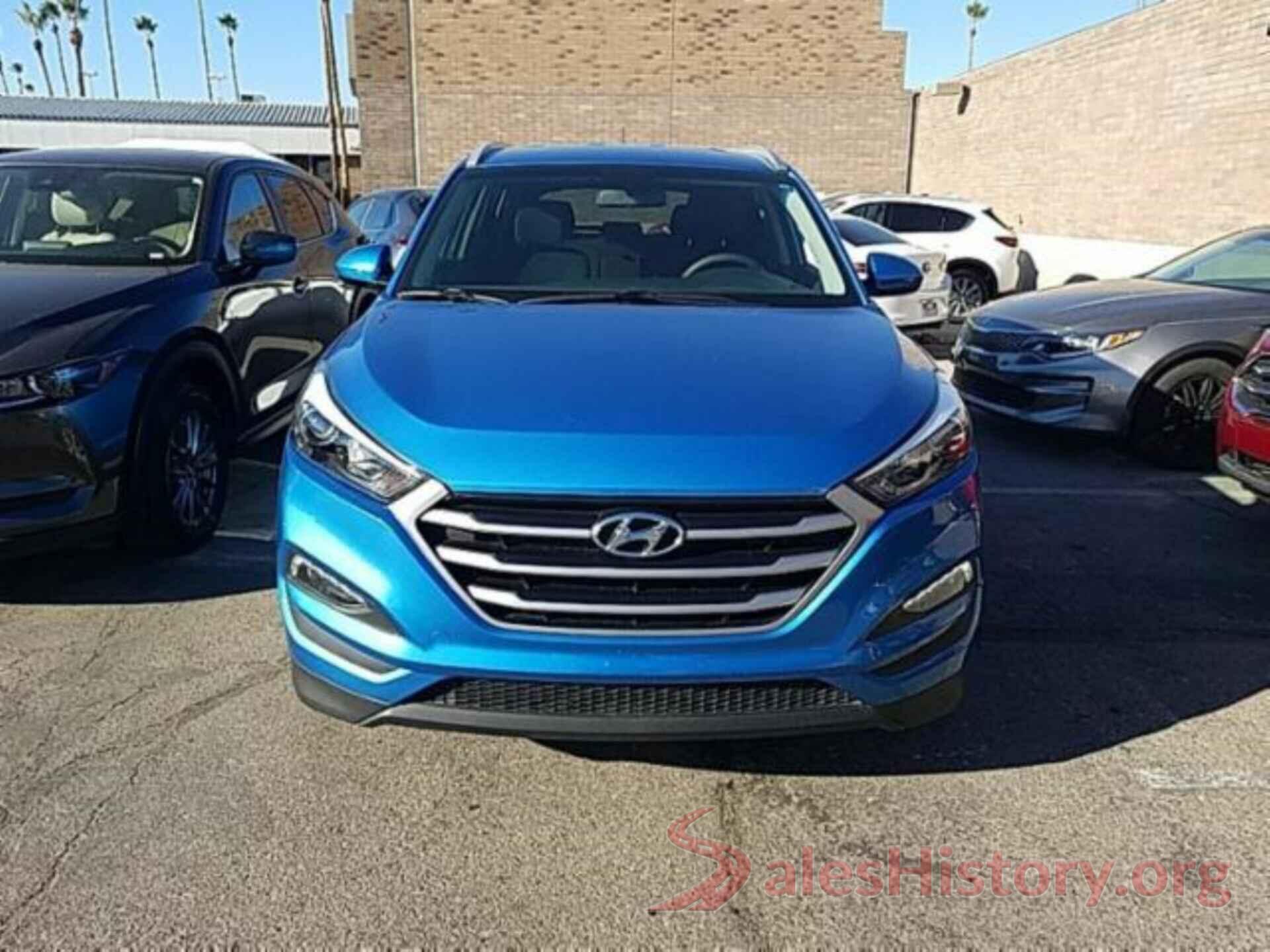 KM8J33A45HU594020 2017 HYUNDAI TUCSON