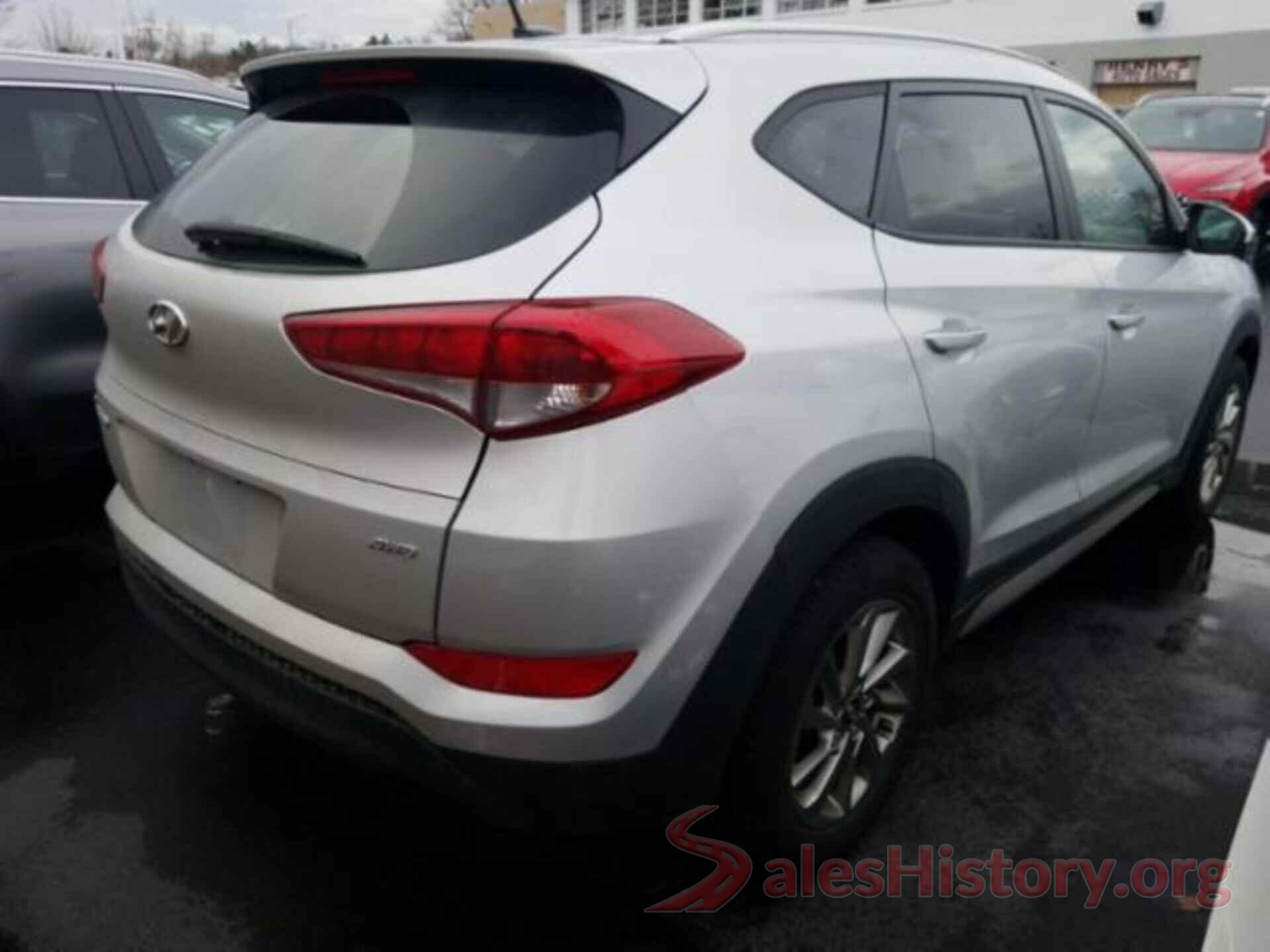 KM8J3CA44HU545584 2017 HYUNDAI TUCSON