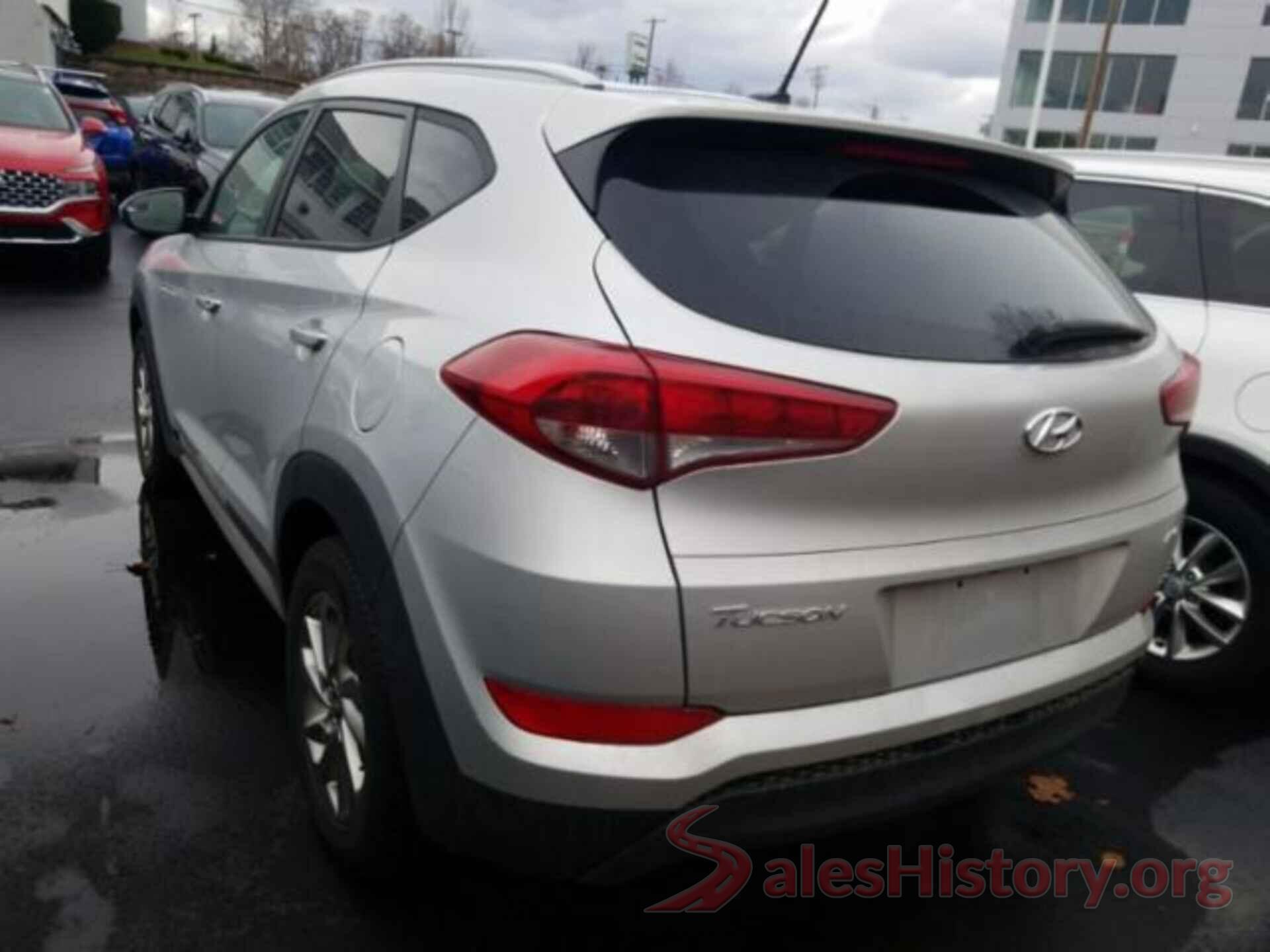 KM8J3CA44HU545584 2017 HYUNDAI TUCSON