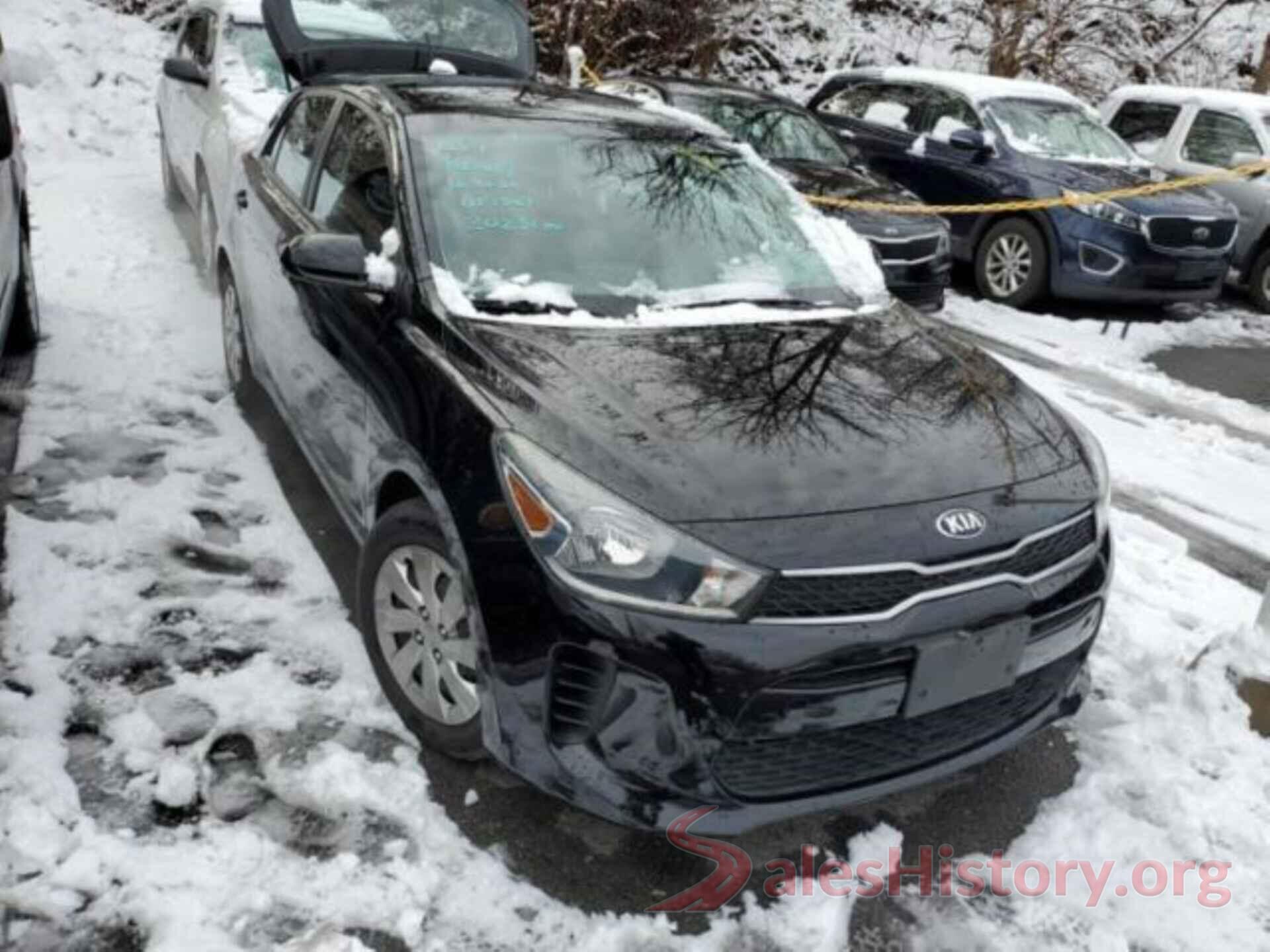 3KPA25AB5JE051367 2018 KIA RIO 5-DOOR