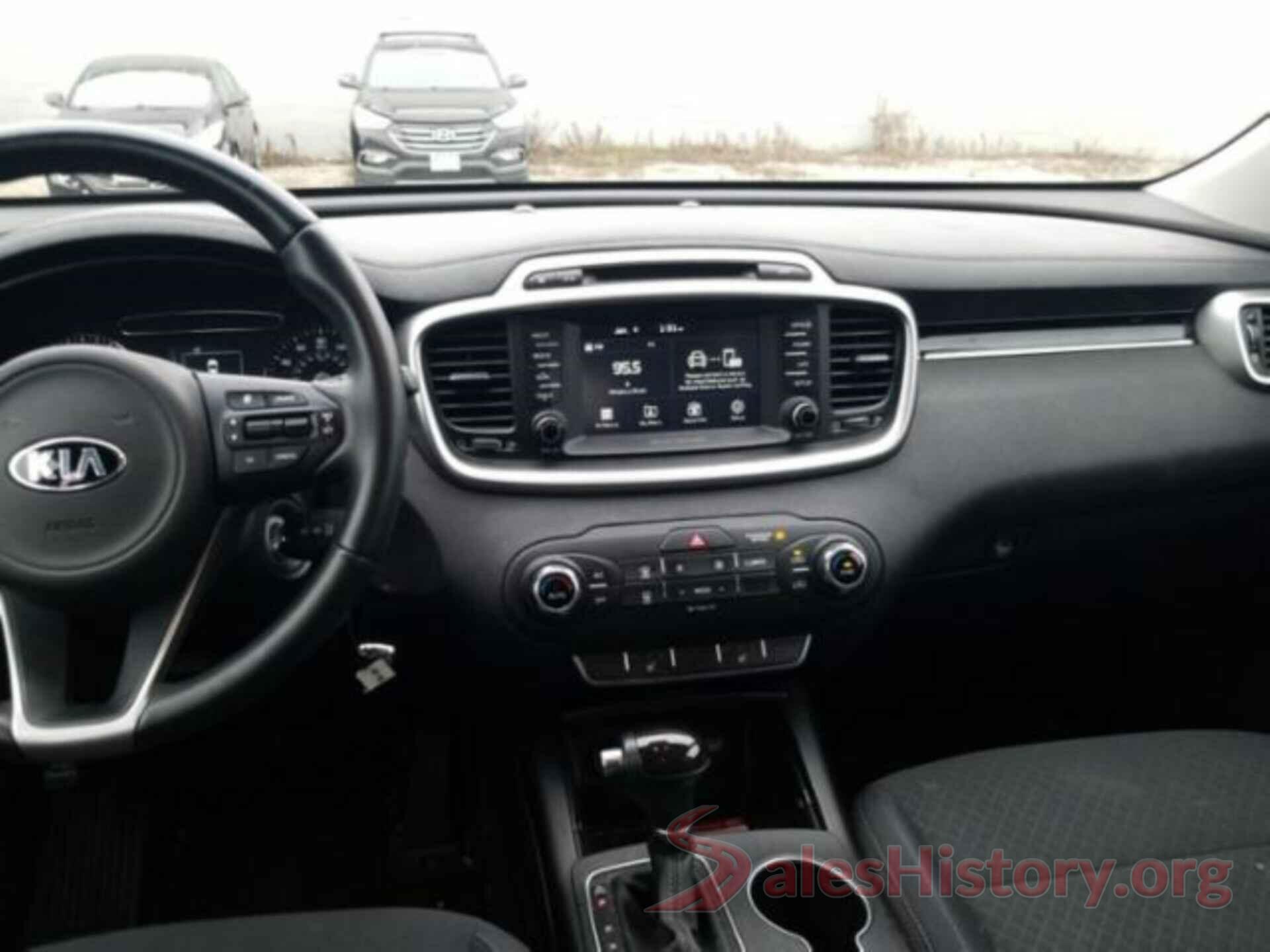 5XYPGDA39JG397052 2018 KIA SORENTO