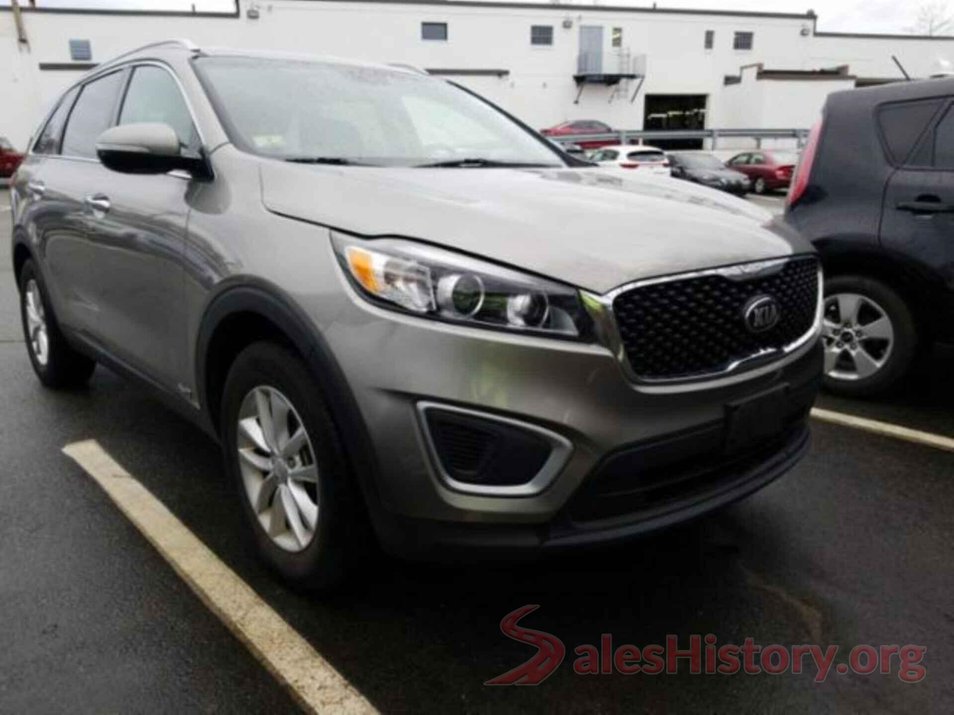 5XYPGDA3XHG273012 2017 KIA SORENTO