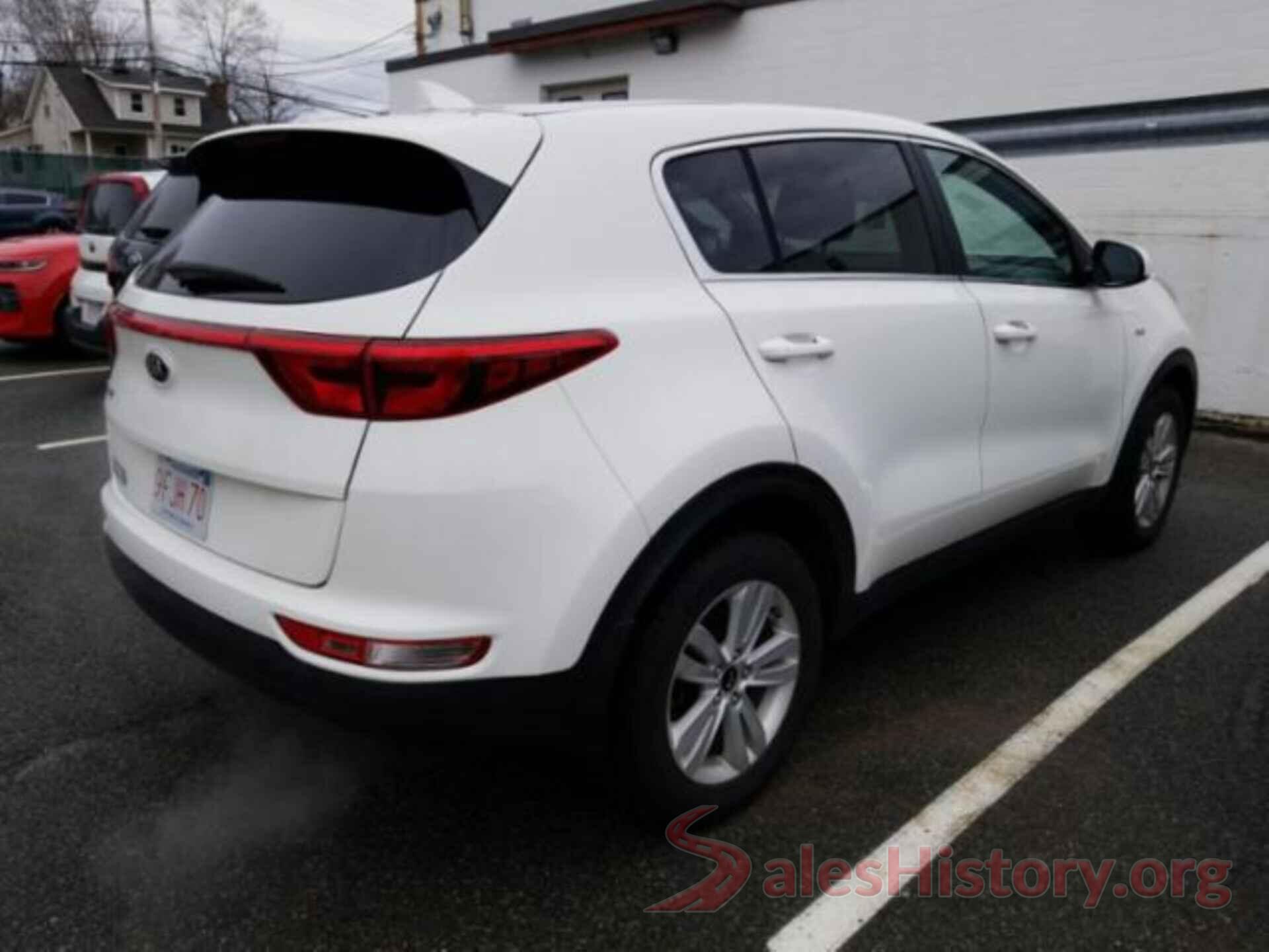 KNDPMCAC4J7373743 2018 KIA SPORTAGE