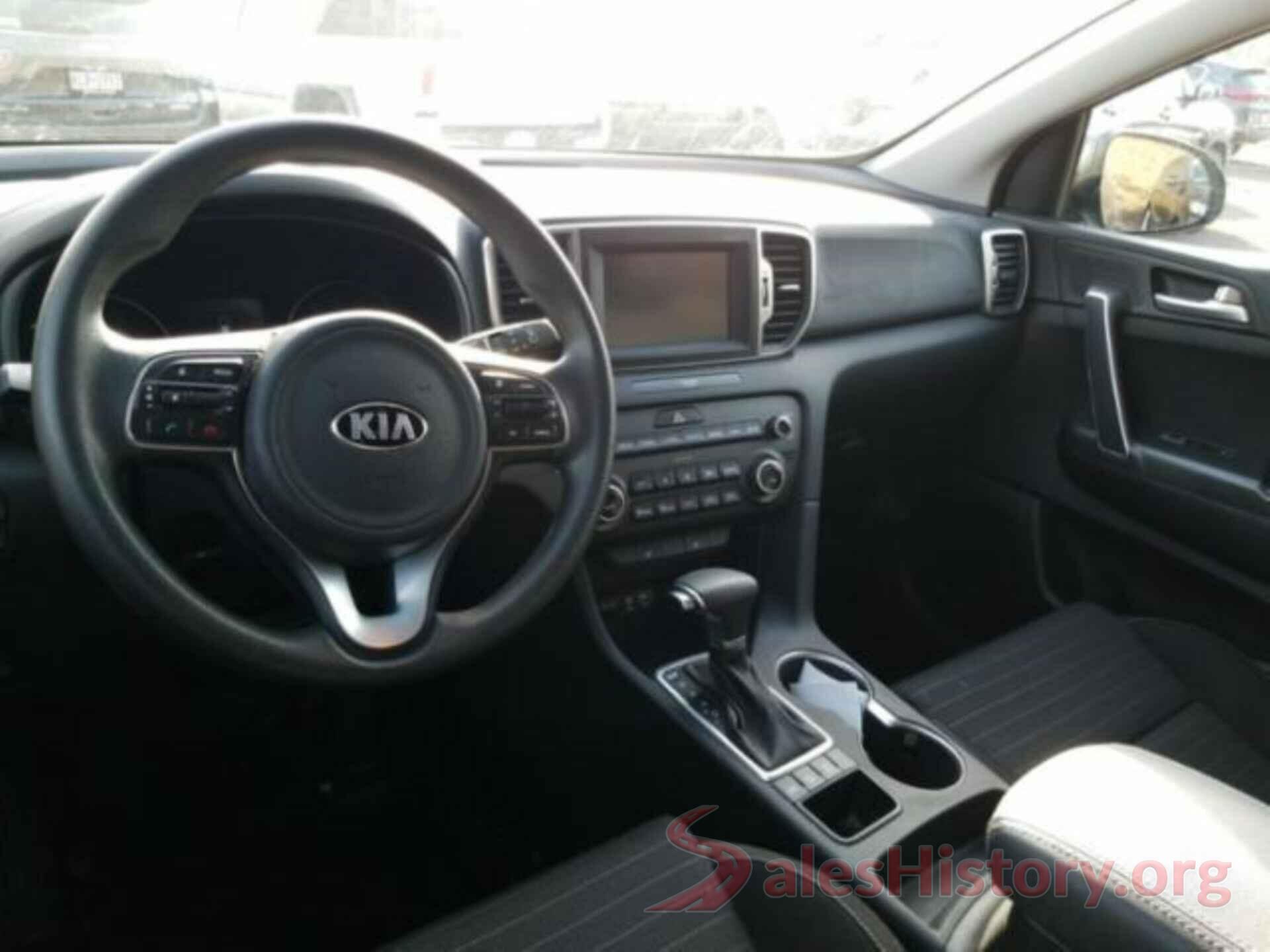 KNDPMCAC3J7422401 2018 KIA SPORTAGE