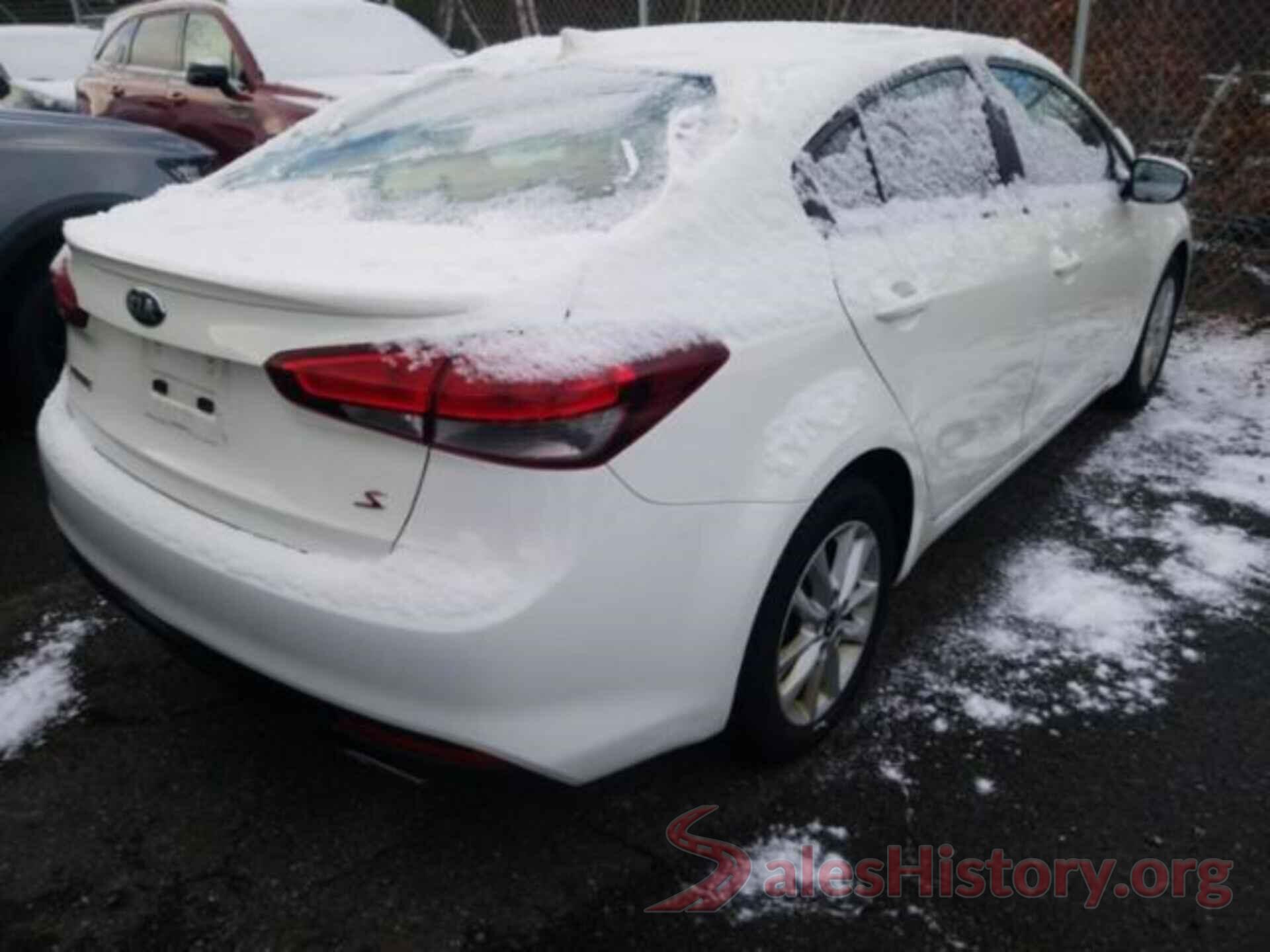 3KPFL4A70HE143411 2017 KIA FORTE