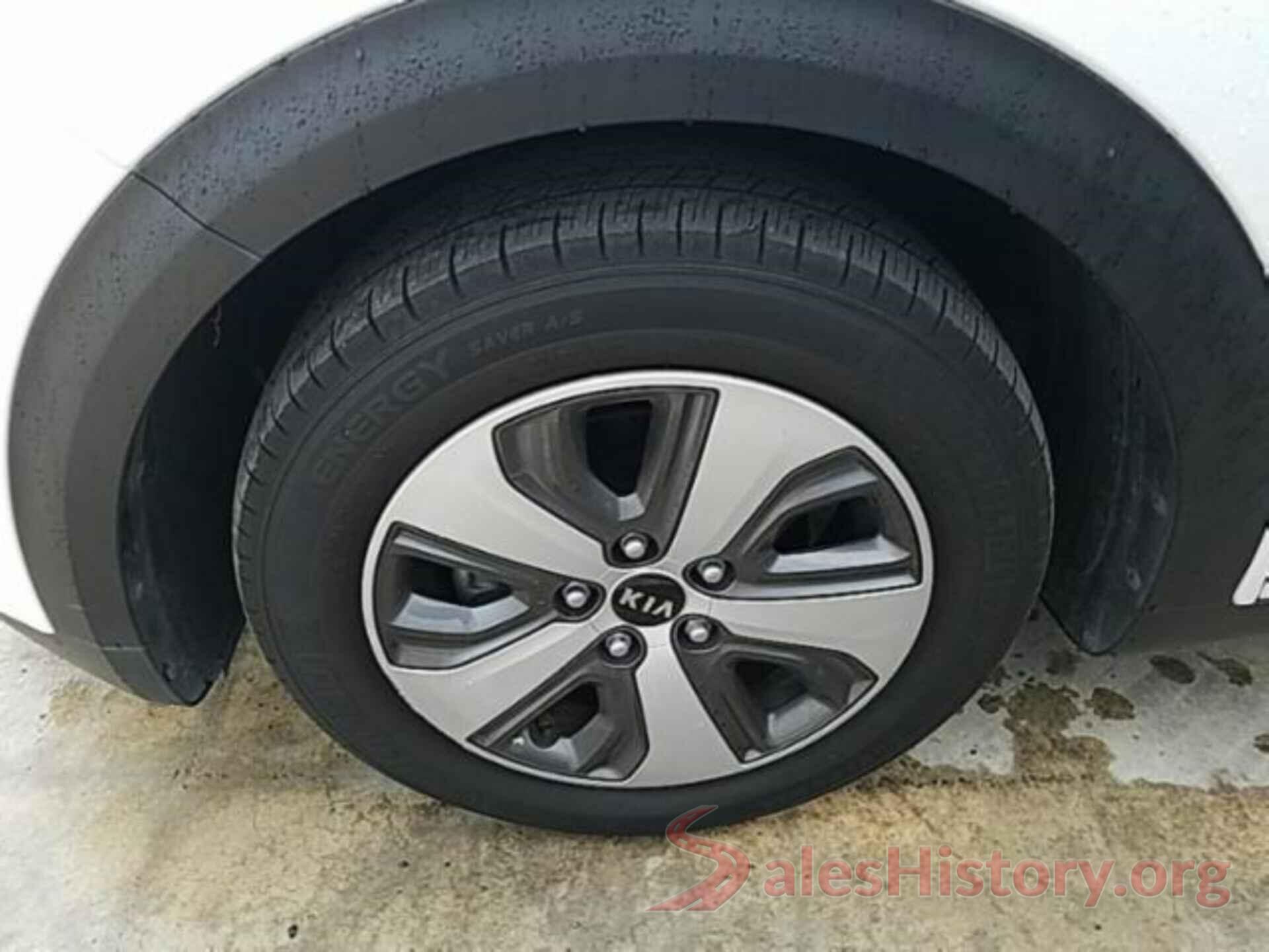 KNDCC3LCXH5102237 2017 KIA NIRO