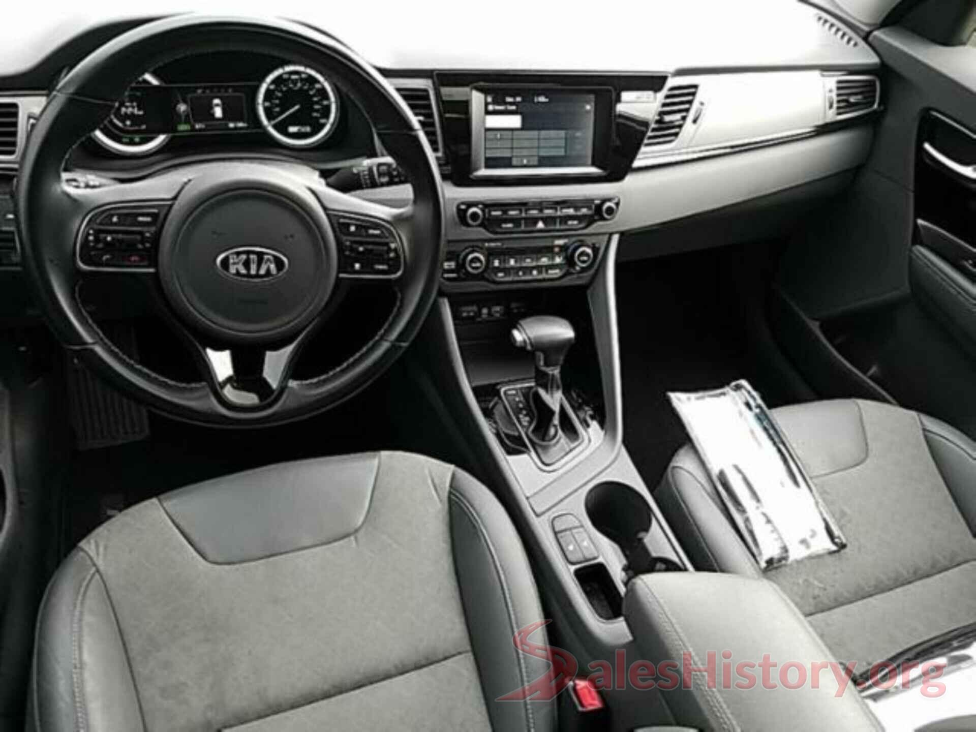 KNDCC3LCXH5102237 2017 KIA NIRO