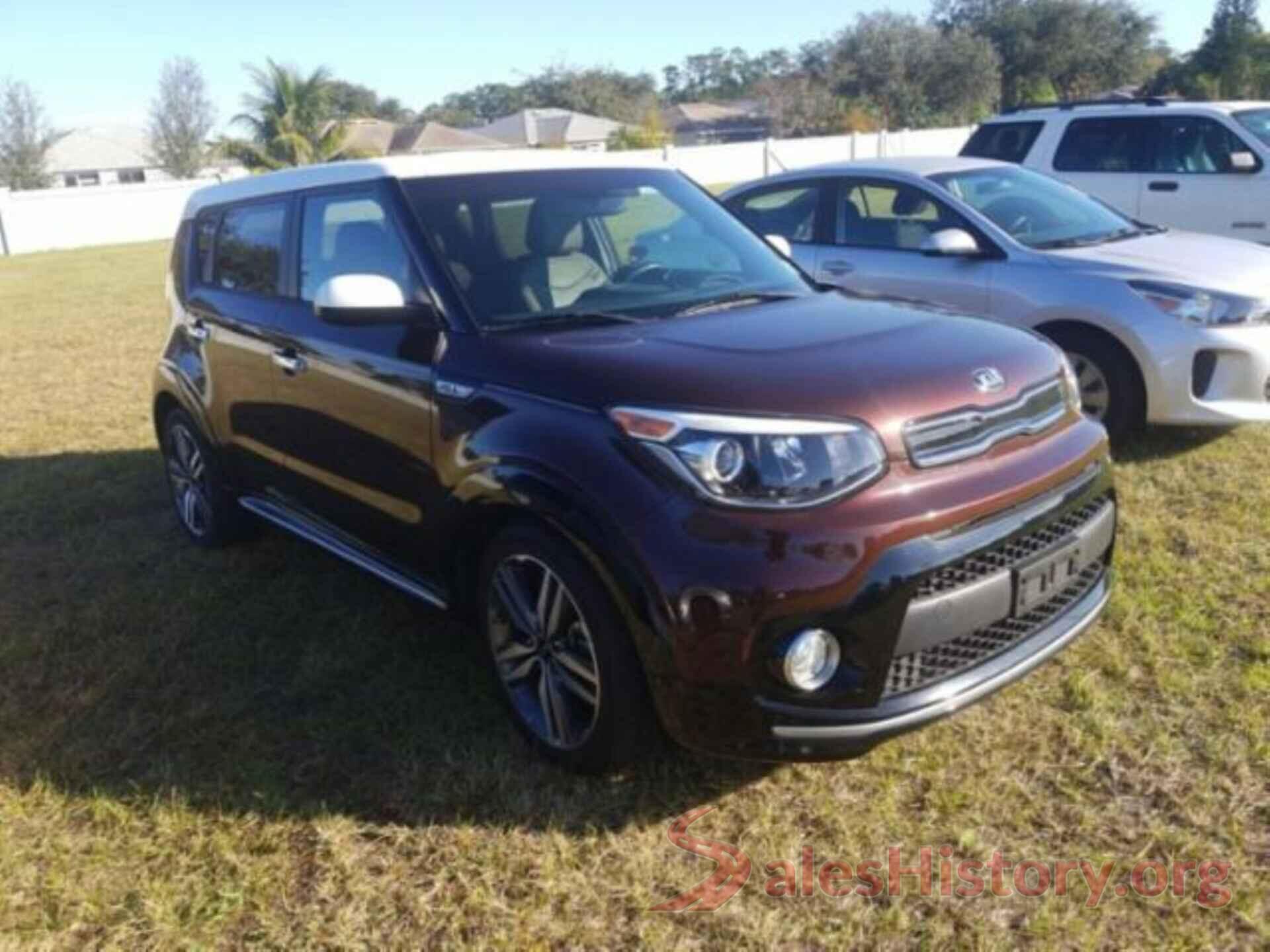 KNDJP3A52H7487121 2017 KIA SOUL