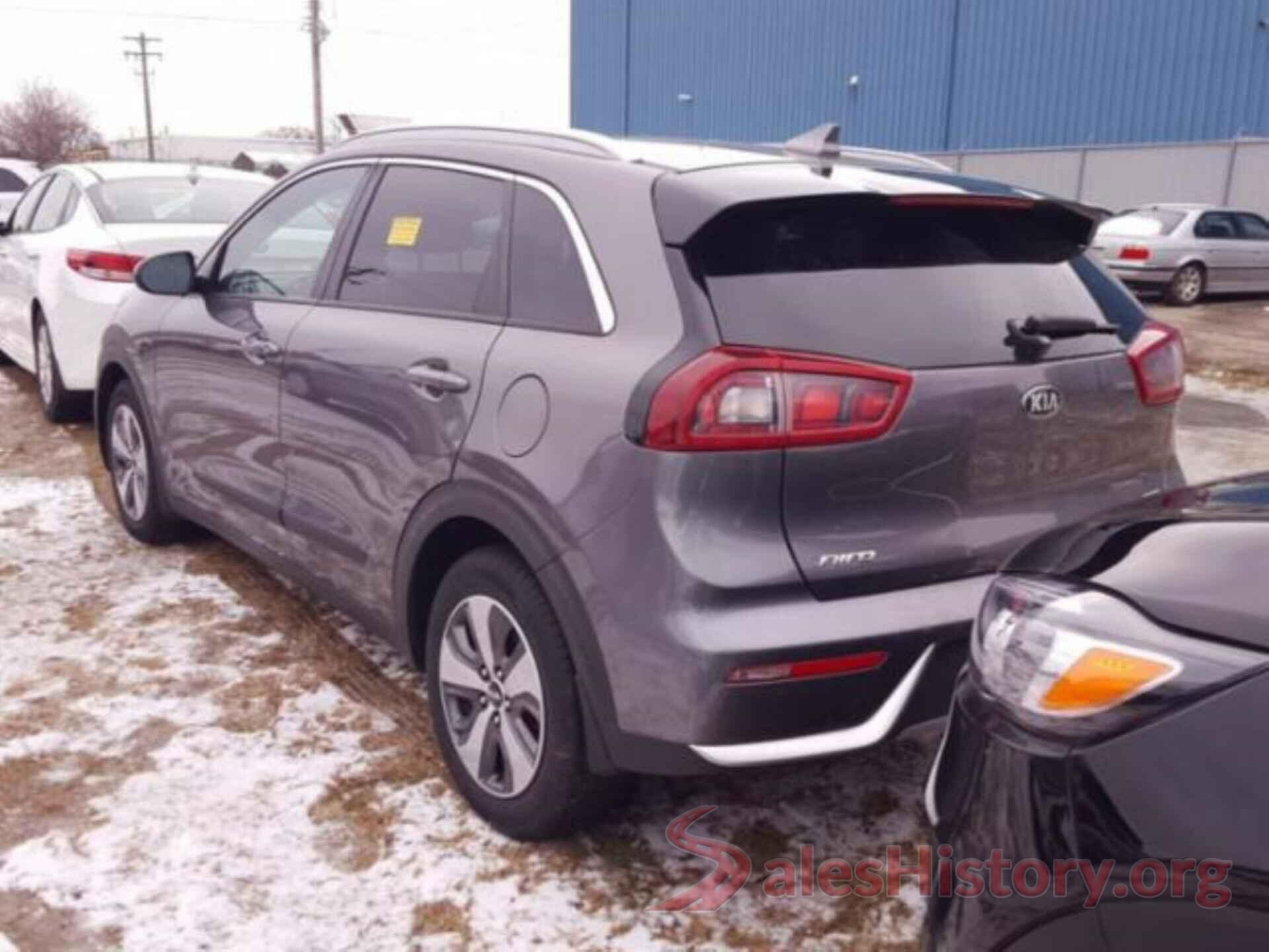 KNDCB3LC7J5122759 2018 KIA NIRO