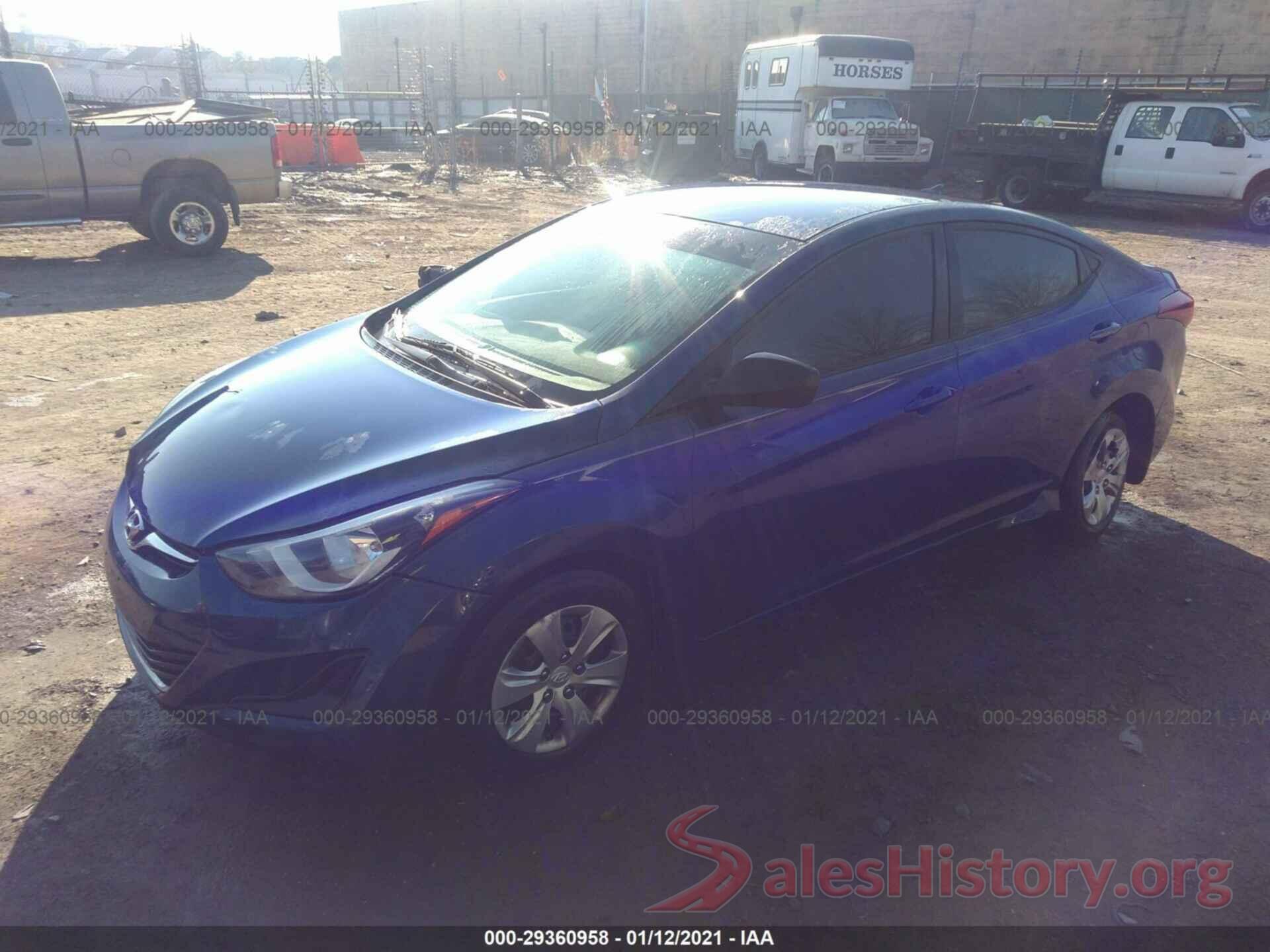 5NPDH4AE1GH758860 2016 HYUNDAI ELANTRA