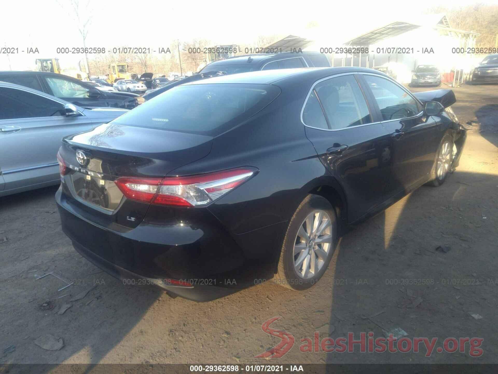 4T1B11HK9JU580680 2018 TOYOTA CAMRY