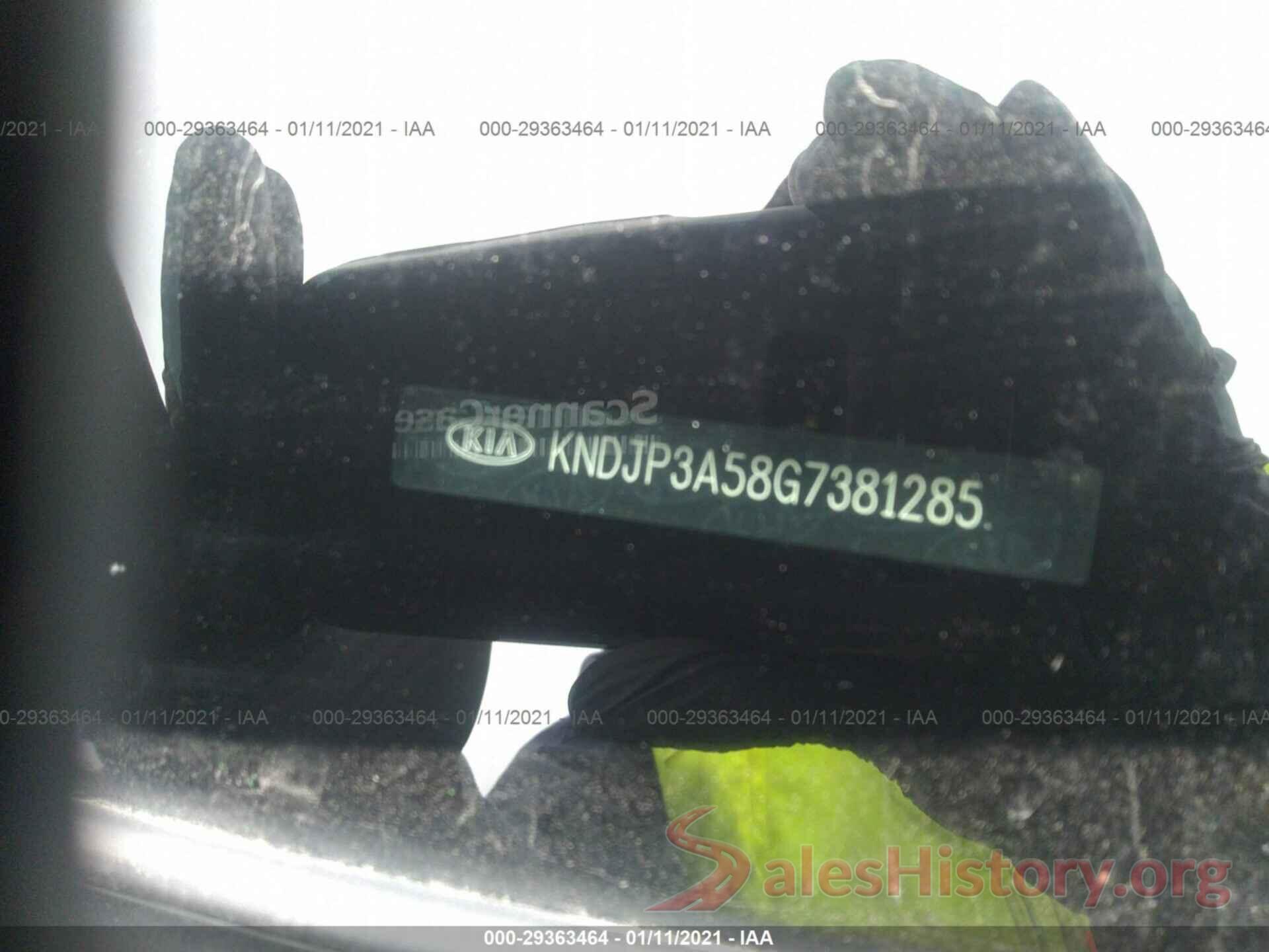 KNDJP3A58G7381285 2016 KIA SOUL