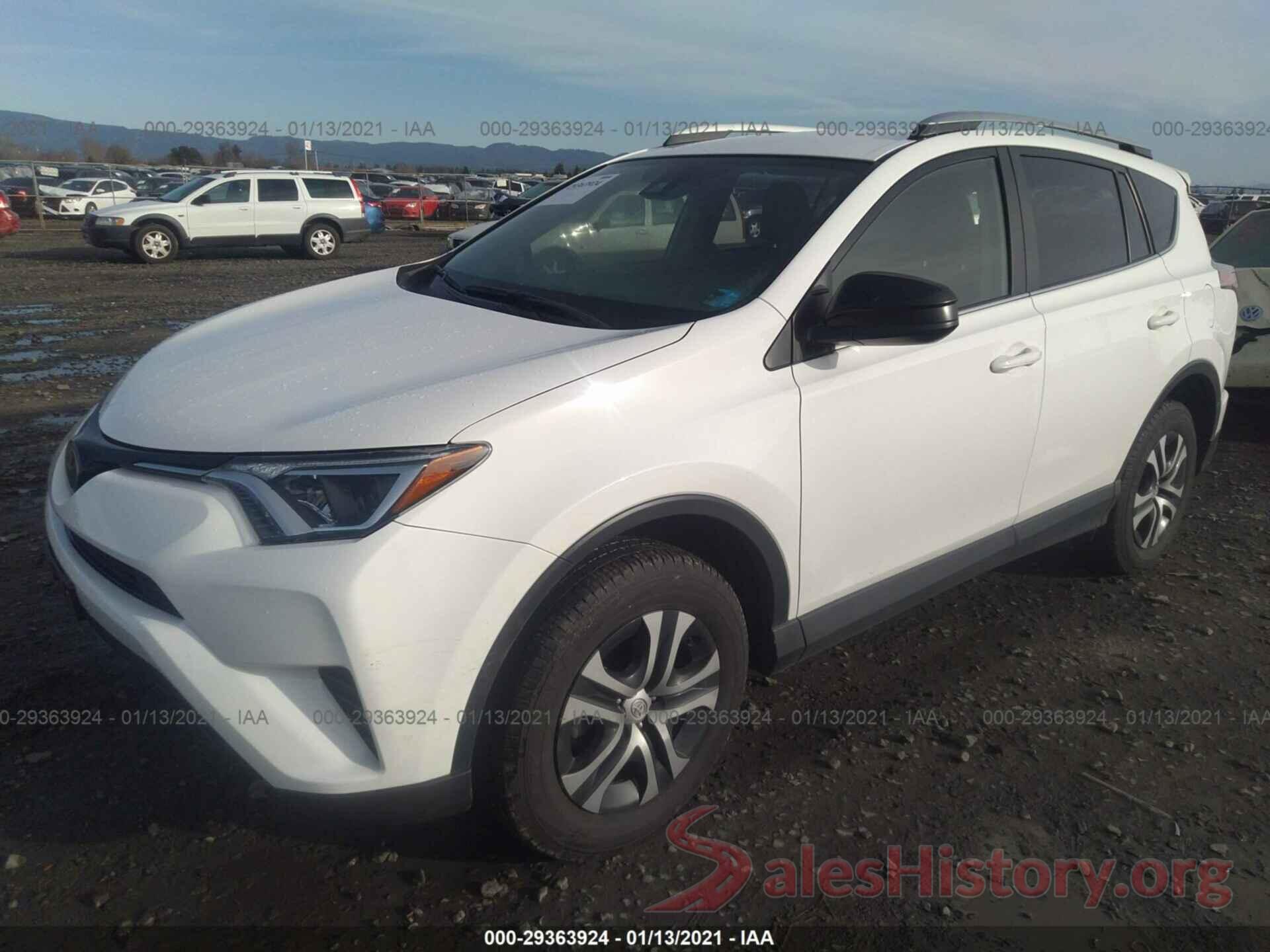 JTMBFREV4JJ210029 2018 TOYOTA RAV4