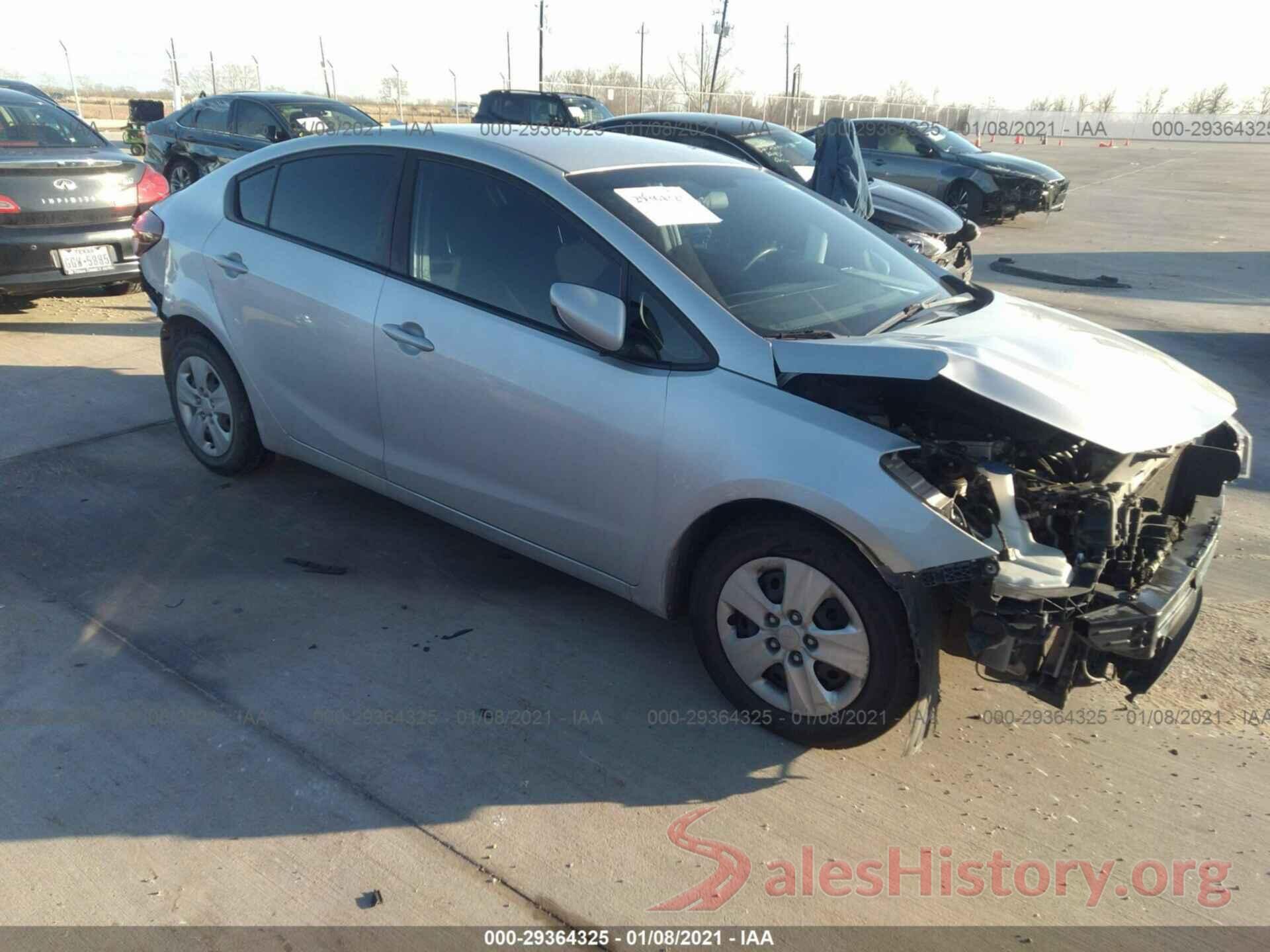 3KPFL4A73JE231813 2018 KIA FORTE