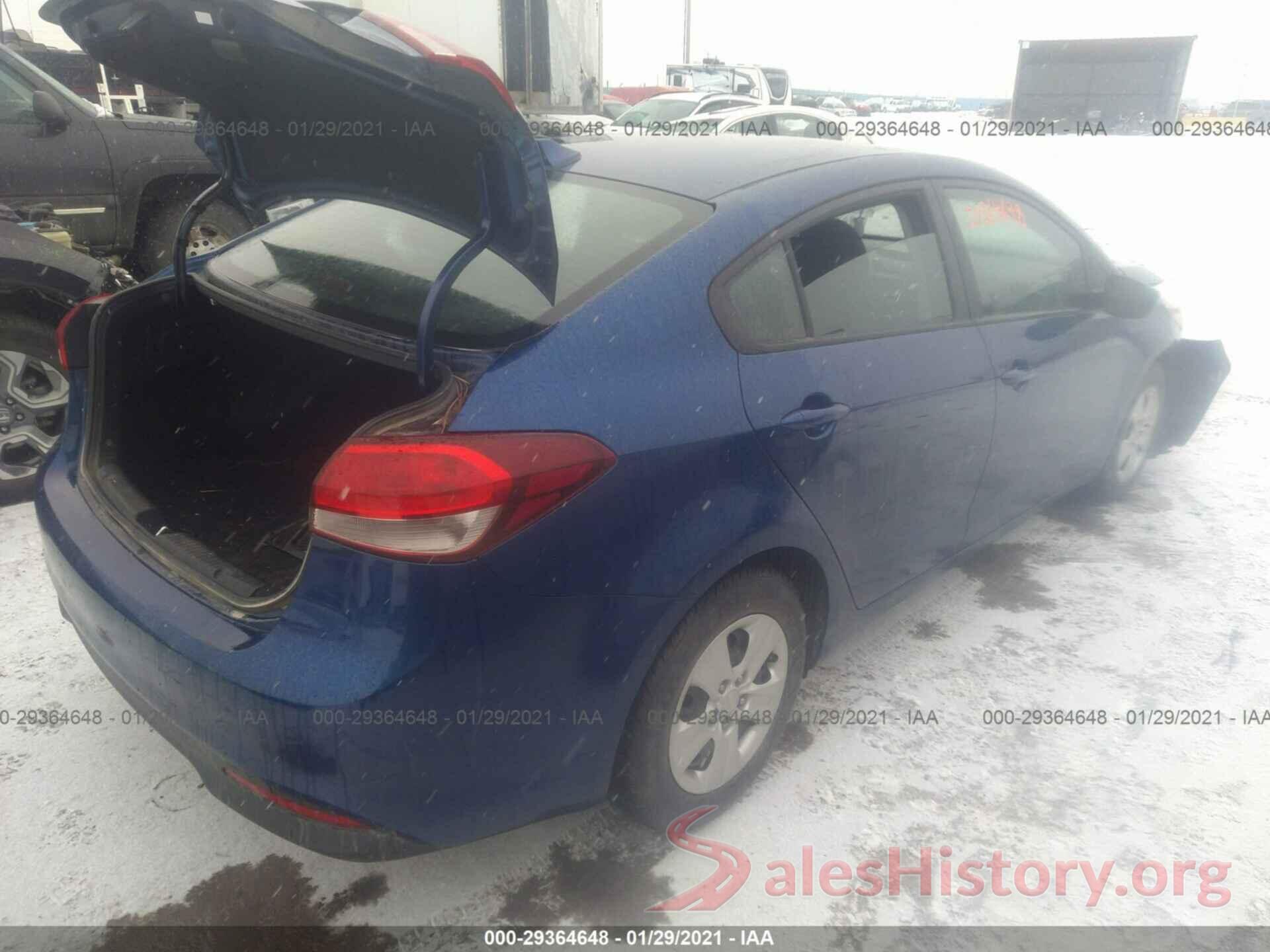 3KPFK4A70JE279773 2018 KIA FORTE