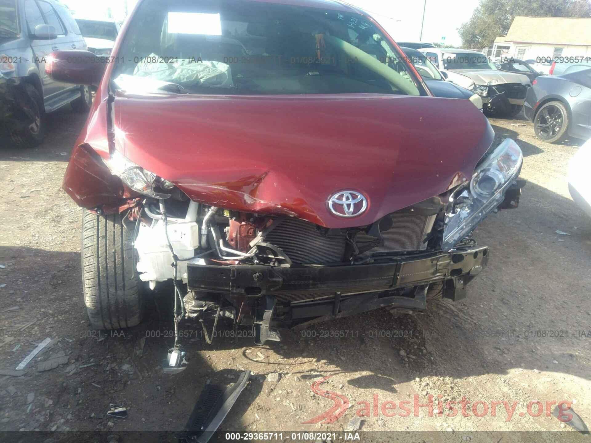 5TDYK3DC0GS742912 2016 TOYOTA SIENNA