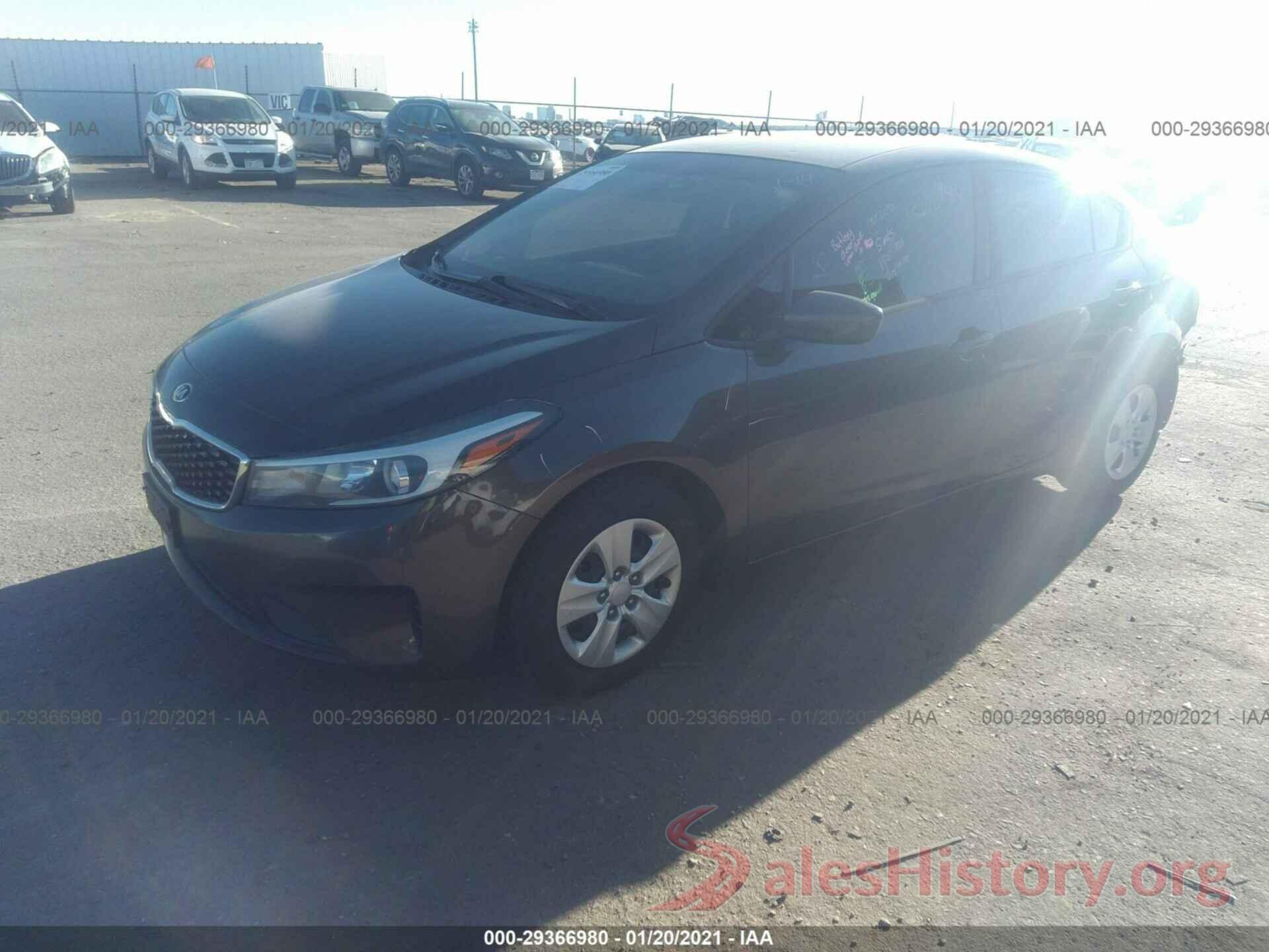 3KPFL4A71JE164225 2018 KIA FORTE