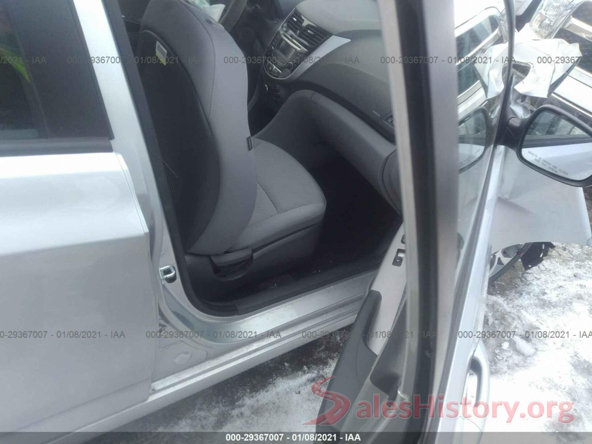 KMHCU4AE3GU159984 2016 HYUNDAI ACCENT