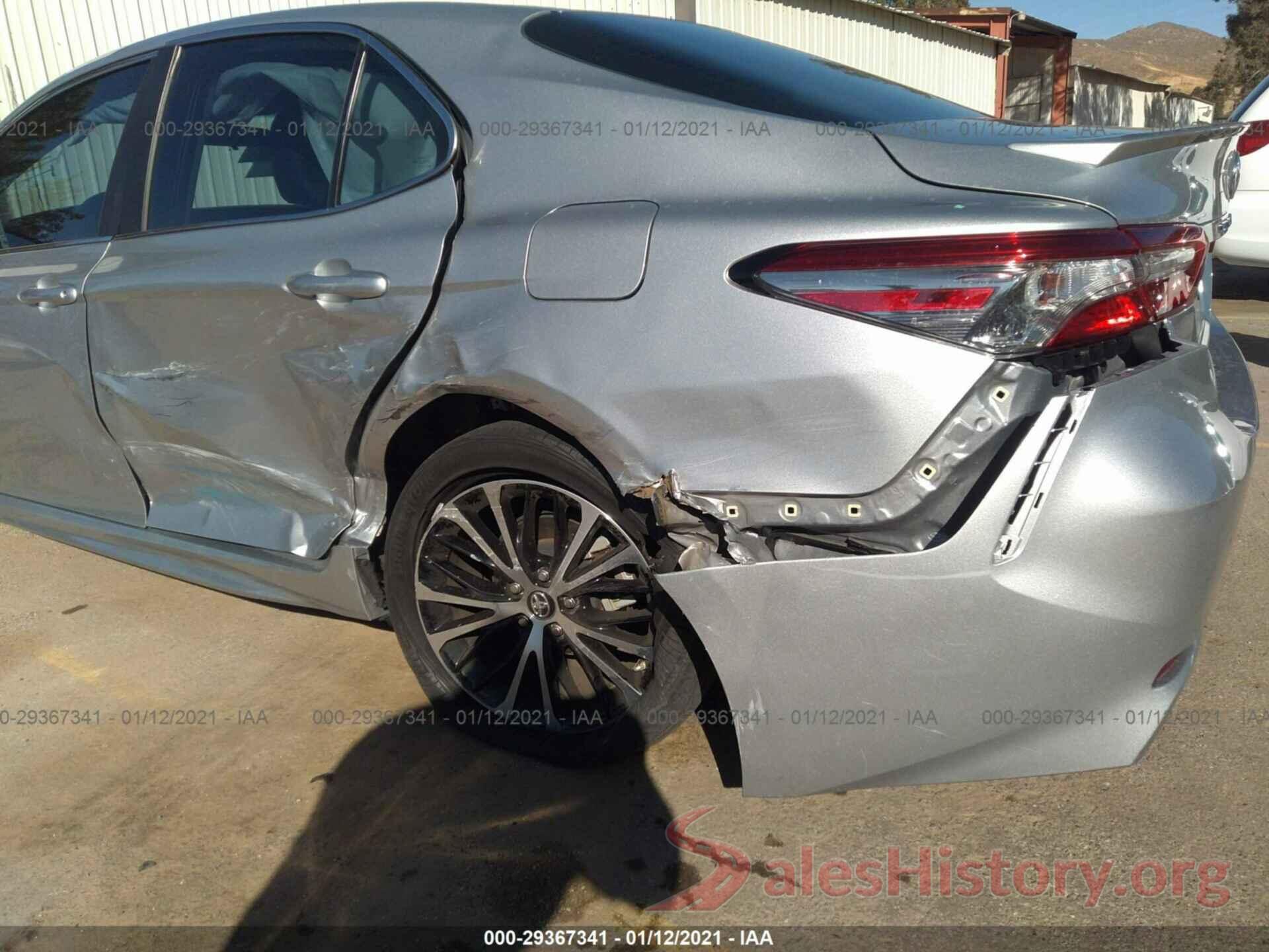 4T1B11HK1JU006896 2018 TOYOTA CAMRY