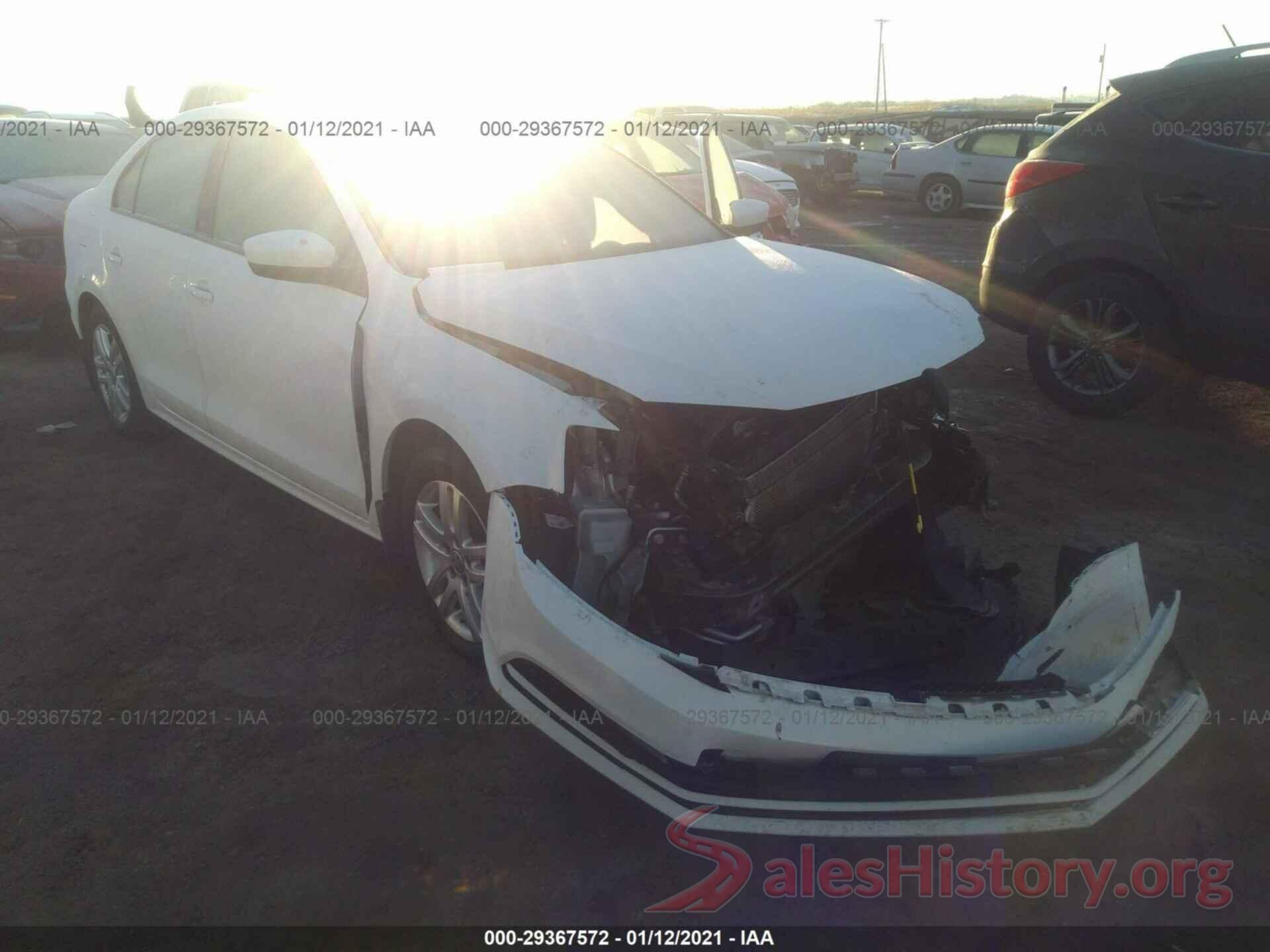 3VW167AJ9JM228366 2018 VOLKSWAGEN JETTA