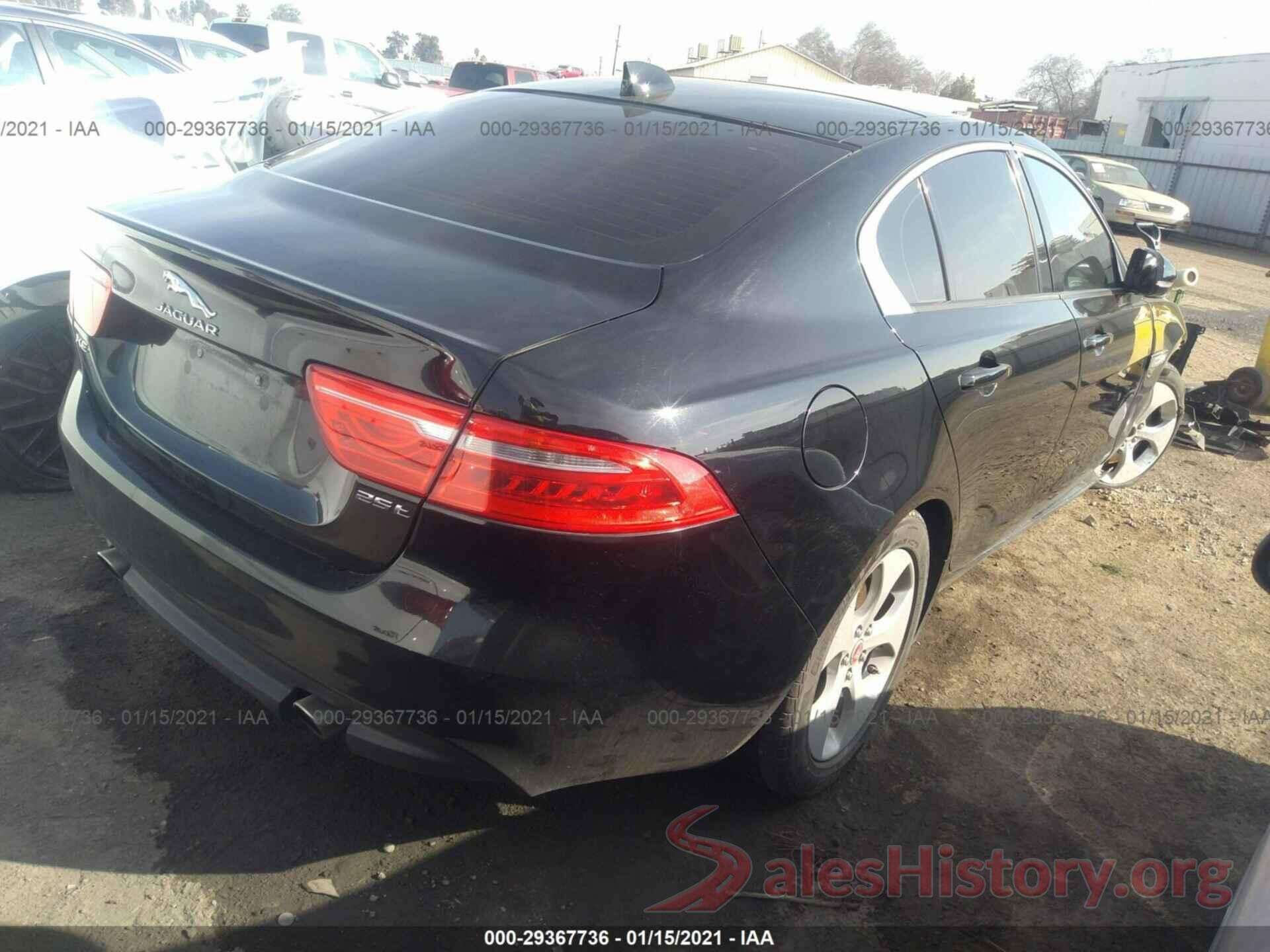 SAJAR4FX1JCP27218 2018 JAGUAR XE