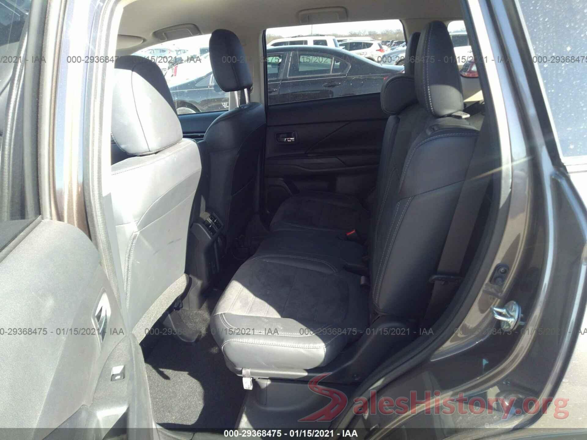 JA4AD3A37LZ024163 2020 MITSUBISHI OUTLANDER