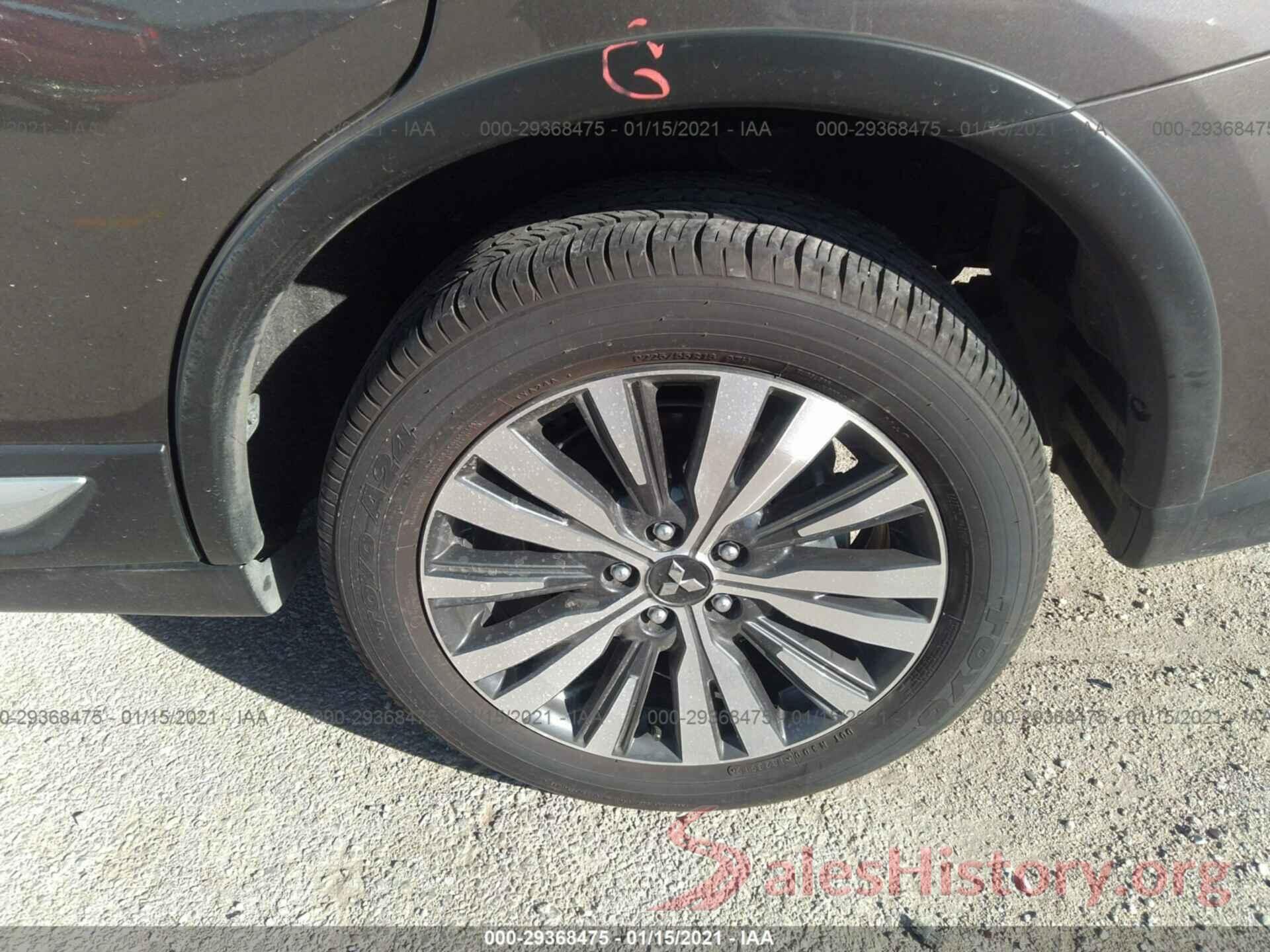 JA4AD3A37LZ024163 2020 MITSUBISHI OUTLANDER