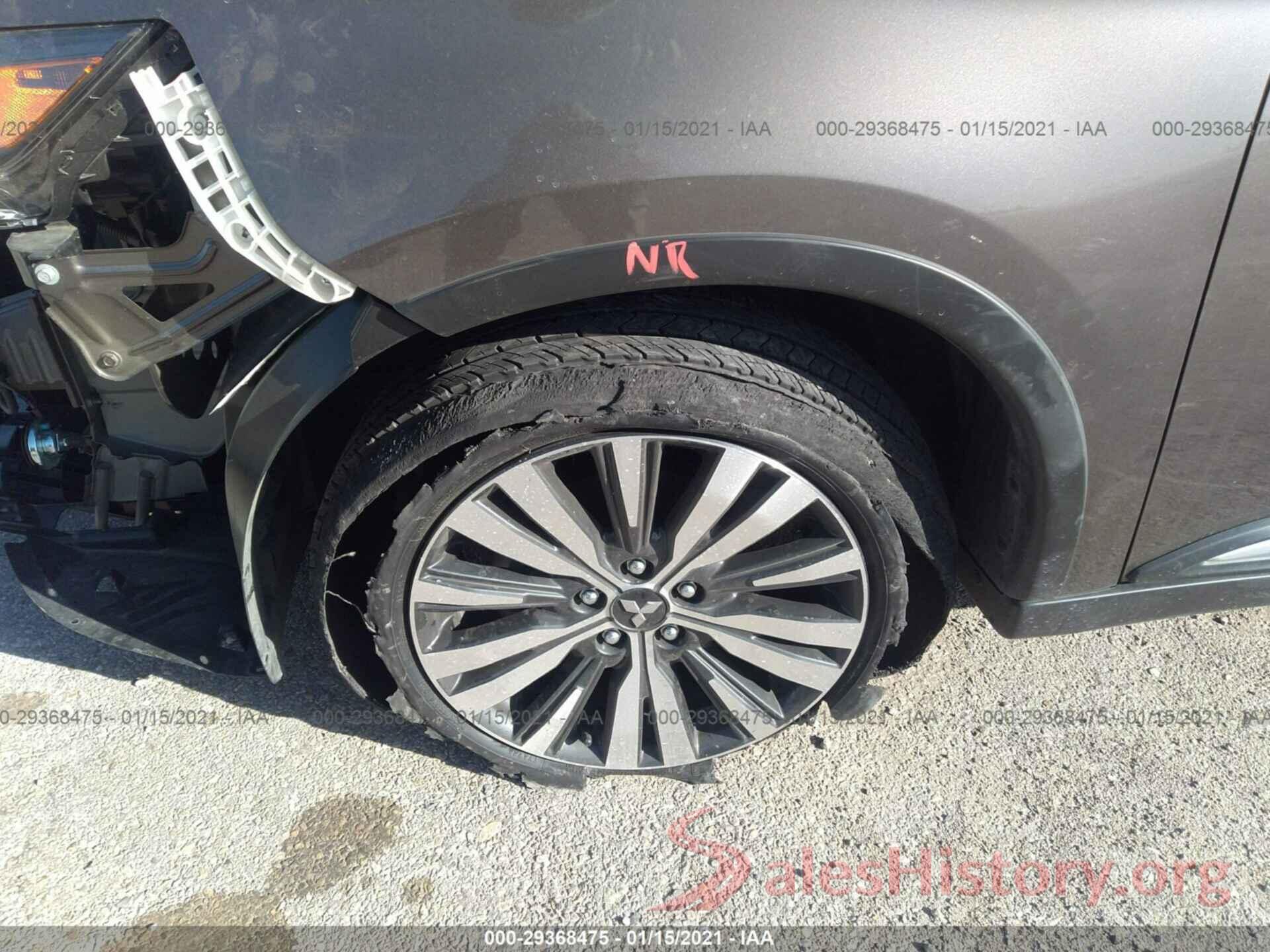 JA4AD3A37LZ024163 2020 MITSUBISHI OUTLANDER