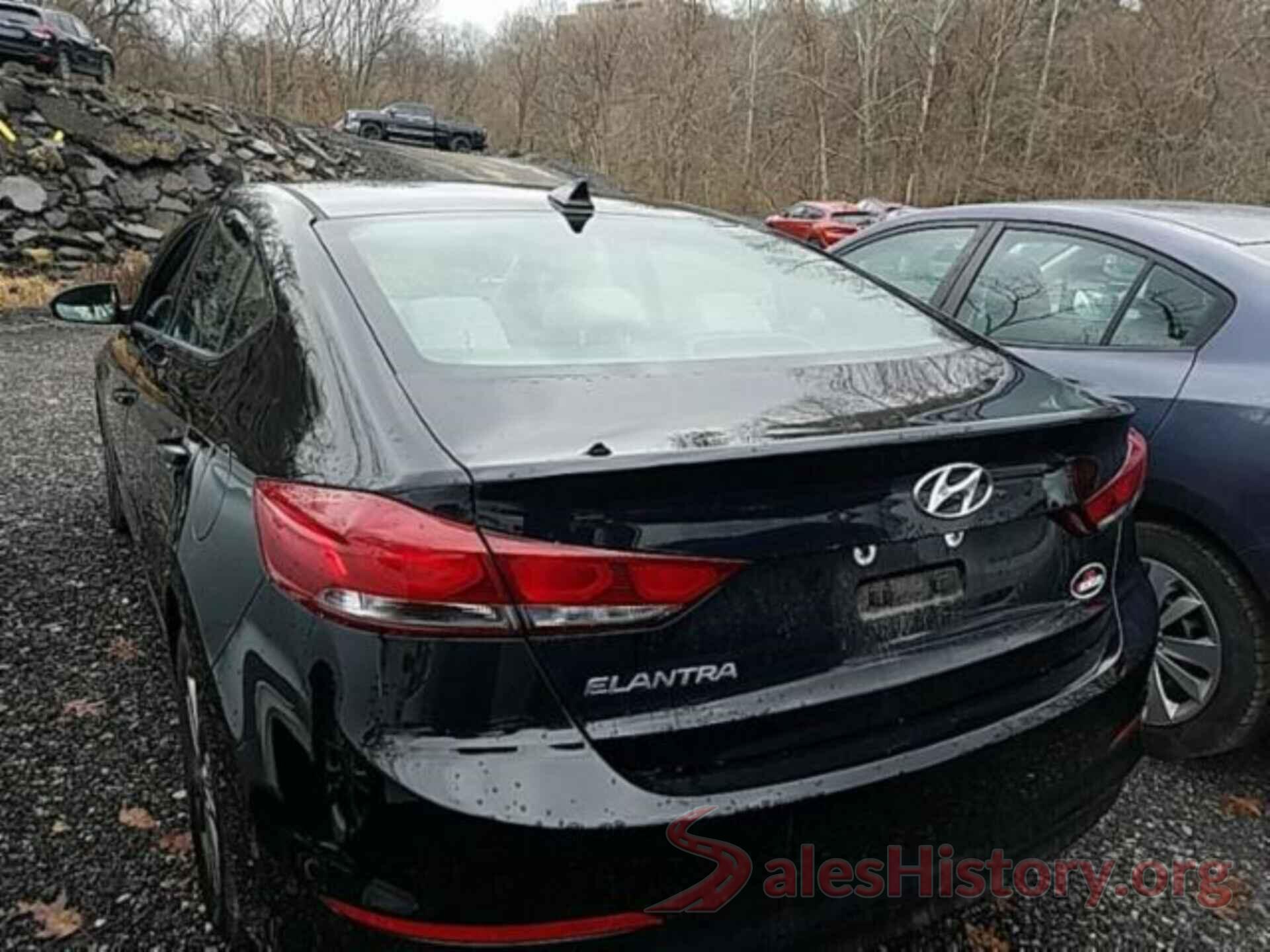 5NPD84LF7JH249031 2018 HYUNDAI ELANTRA