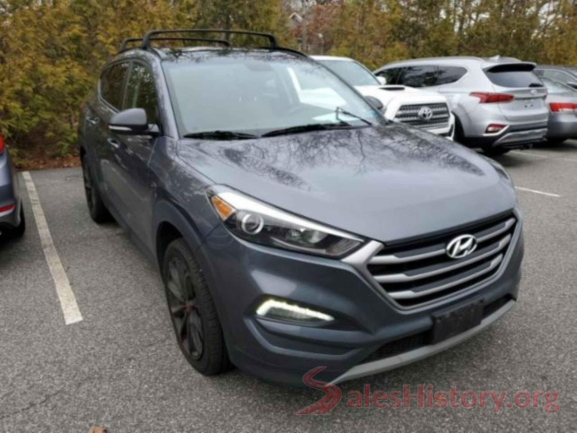 KM8J3CA20HU504500 2017 HYUNDAI TUCSON