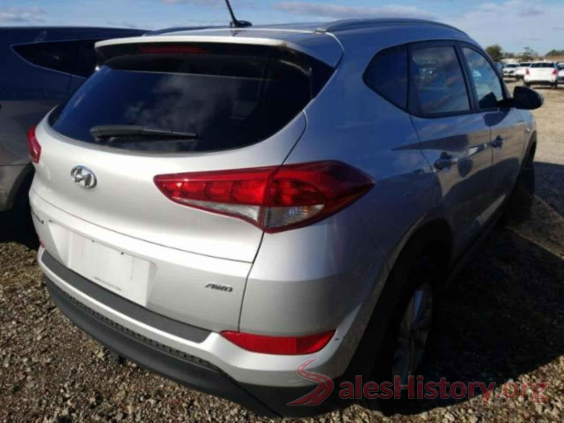 KM8J3CA42HU574761 2017 HYUNDAI TUCSON