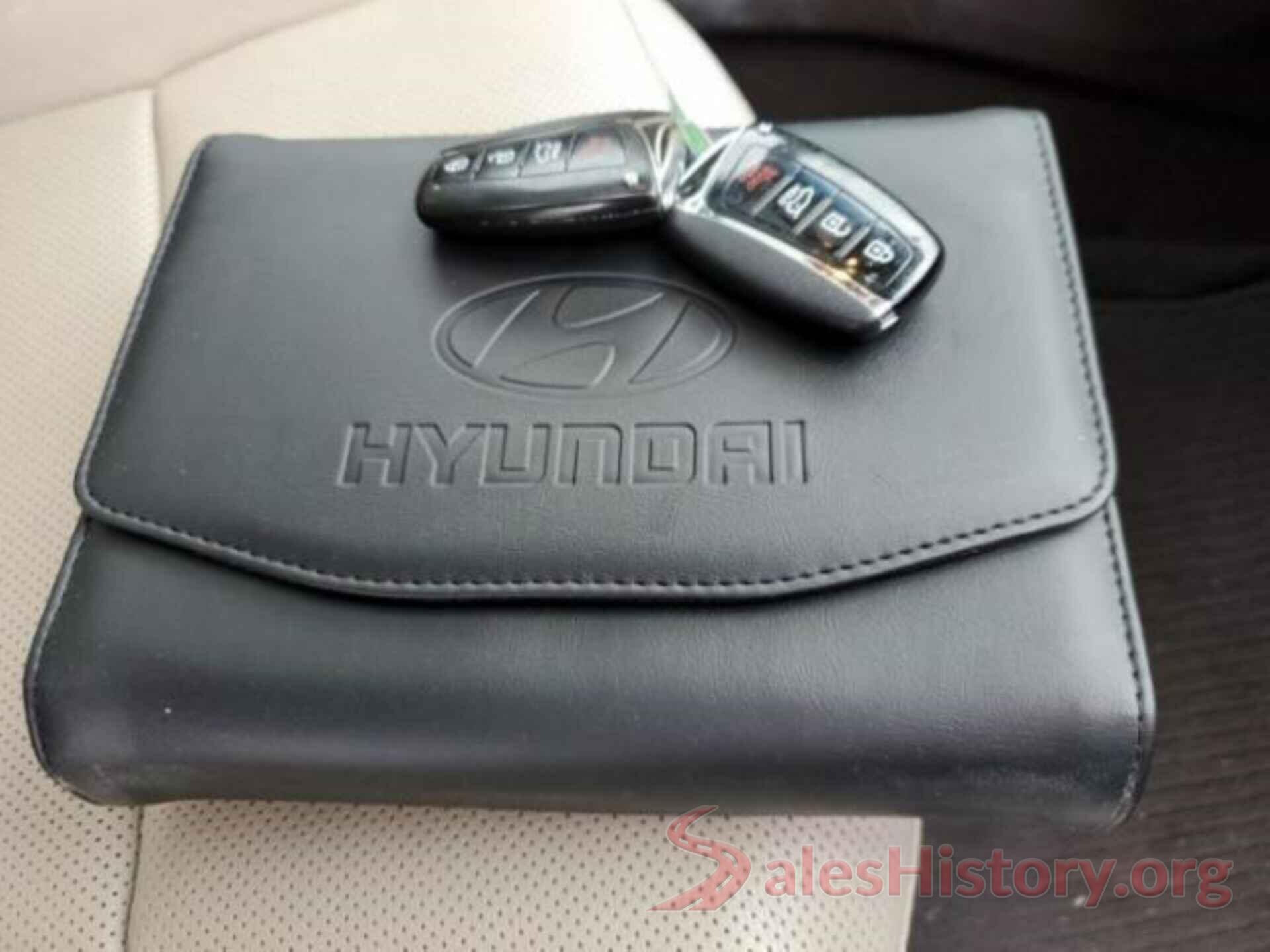 5XYZU3LB7JG505832 2018 HYUNDAI SANTA FE SPORT