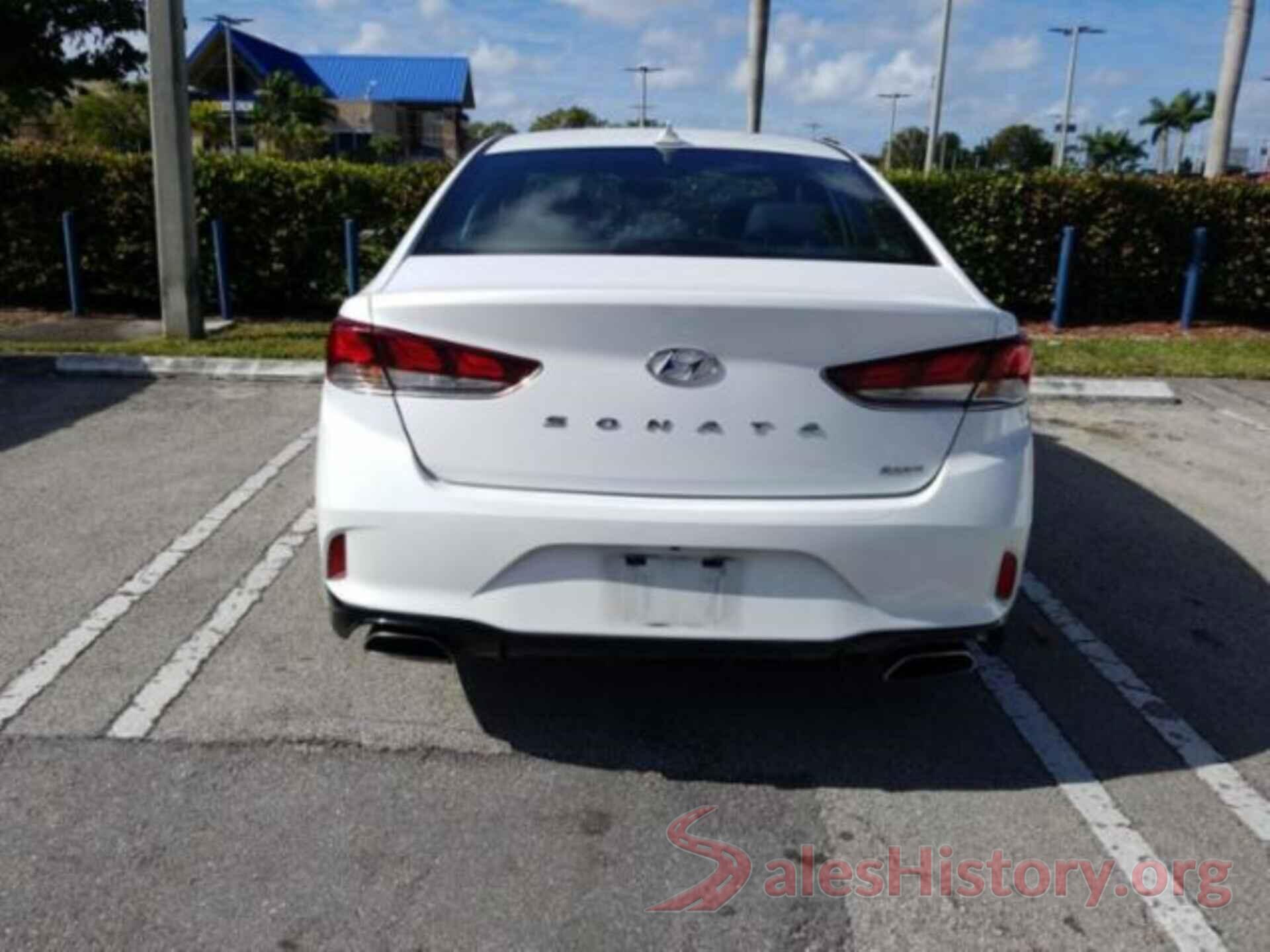 5NPE34AF9JH666785 2018 HYUNDAI SONATA