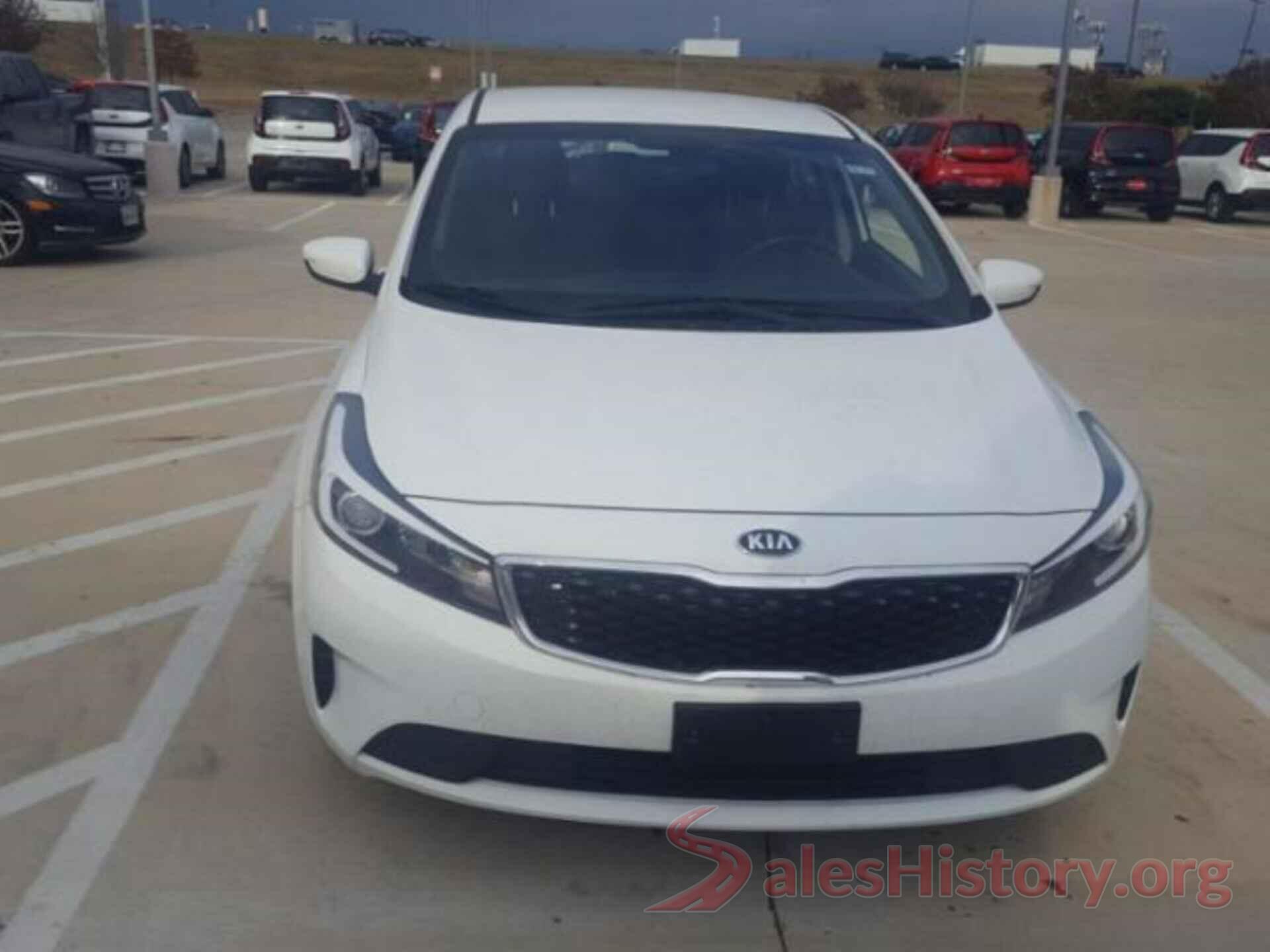 3KPFK4A74JE254391 2018 KIA FORTE