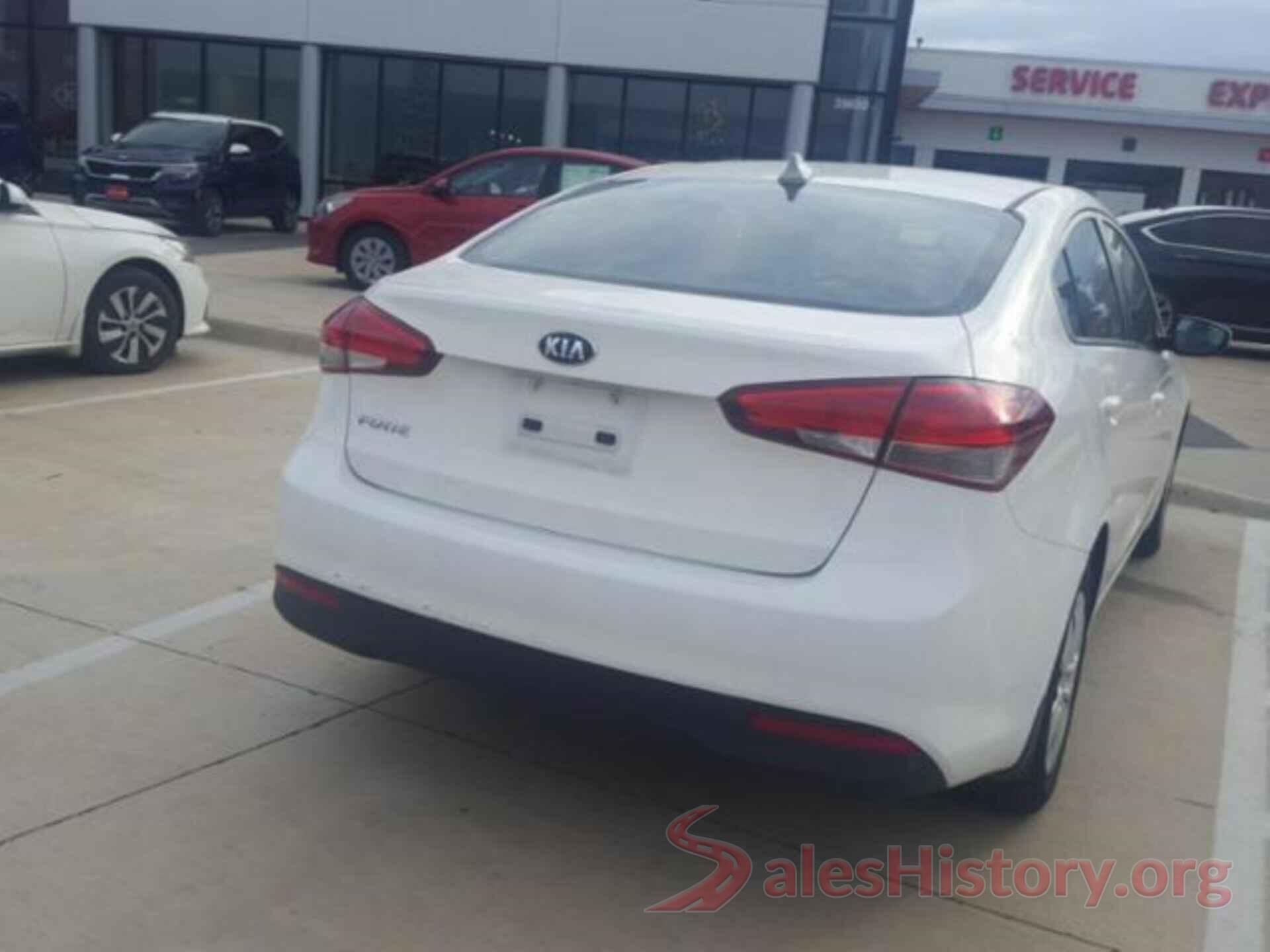 3KPFK4A74JE254391 2018 KIA FORTE