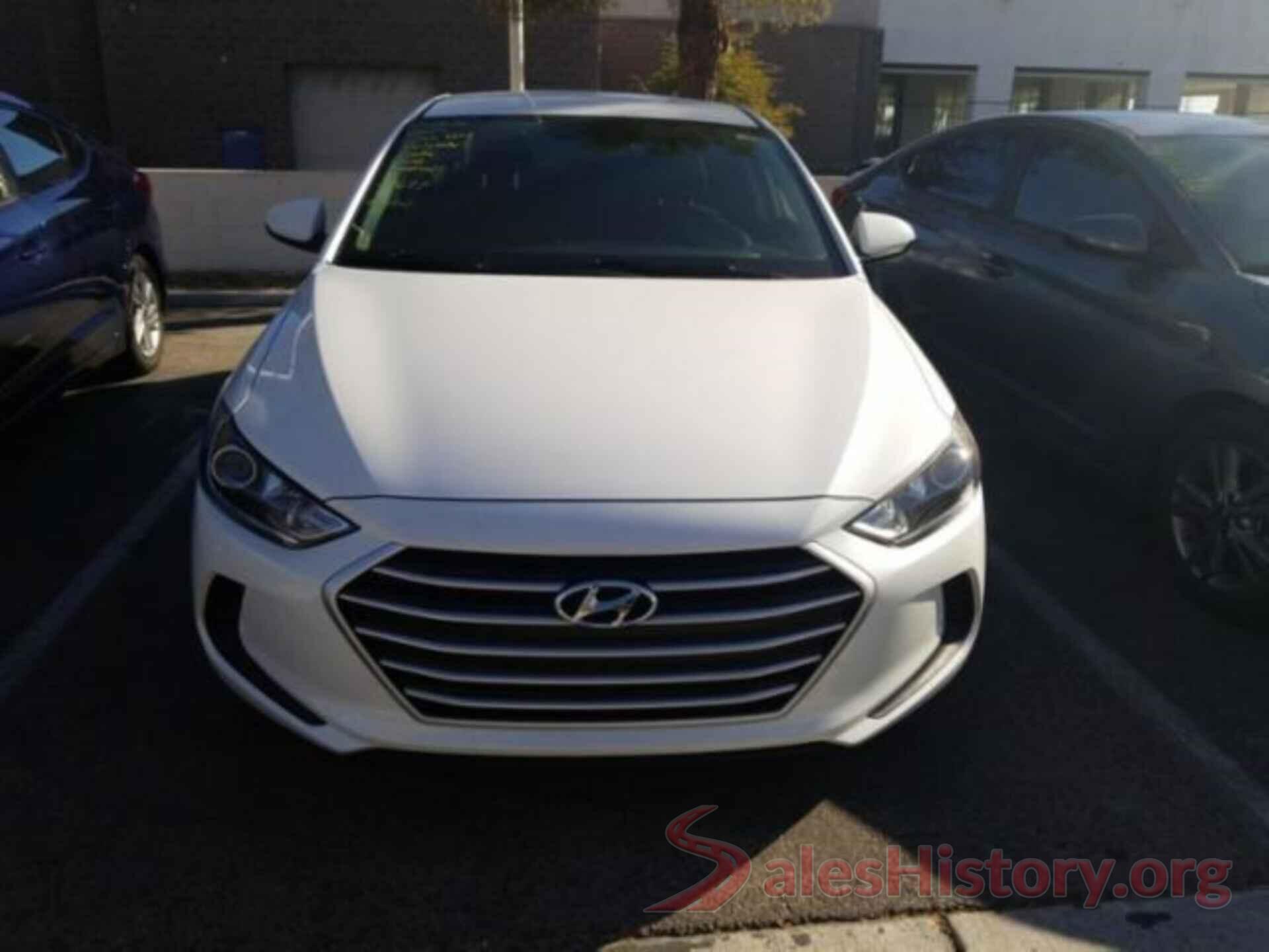 5NPD84LF6JH292677 2018 HYUNDAI ELANTRA