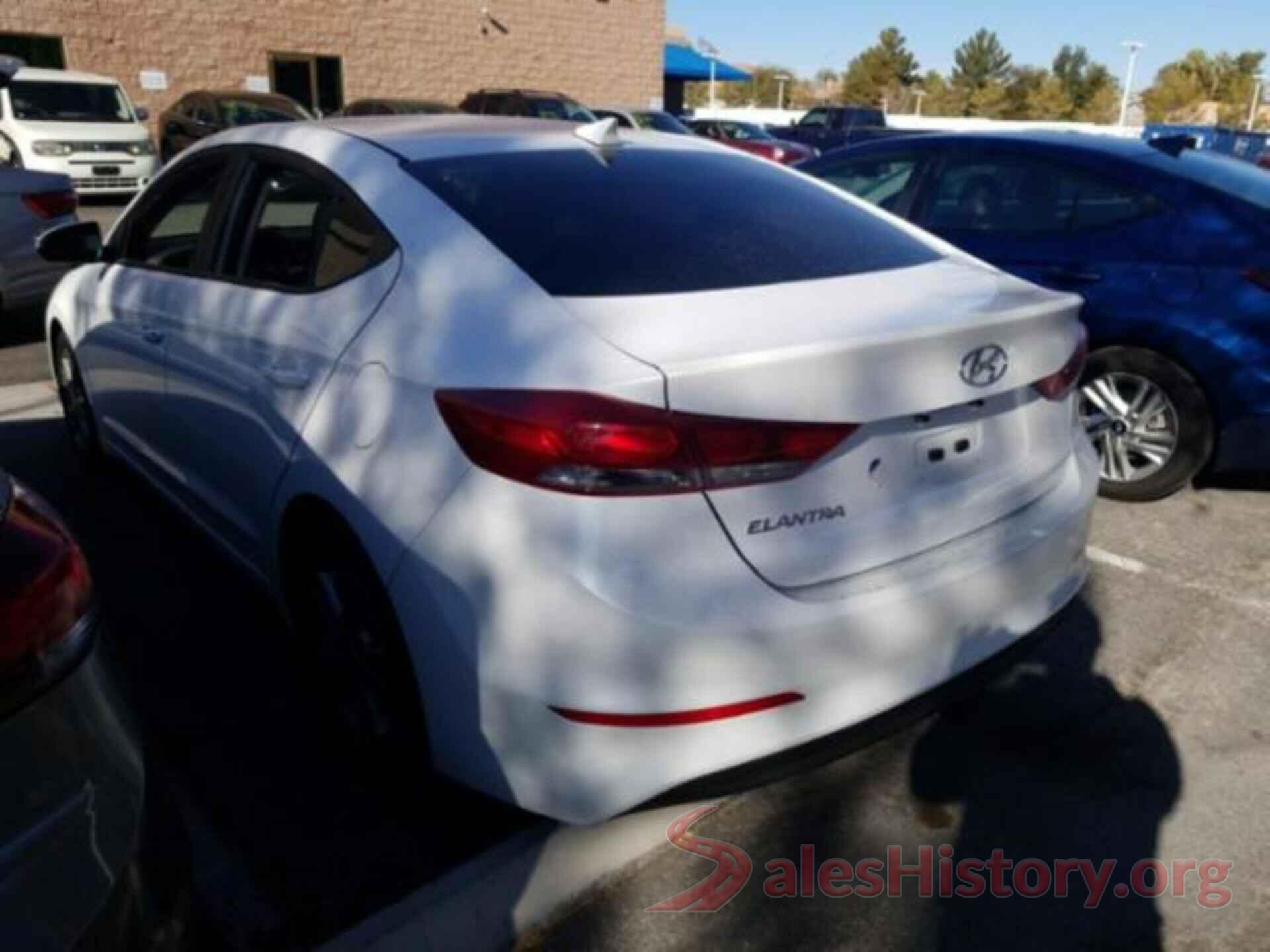 5NPD84LF6JH292677 2018 HYUNDAI ELANTRA