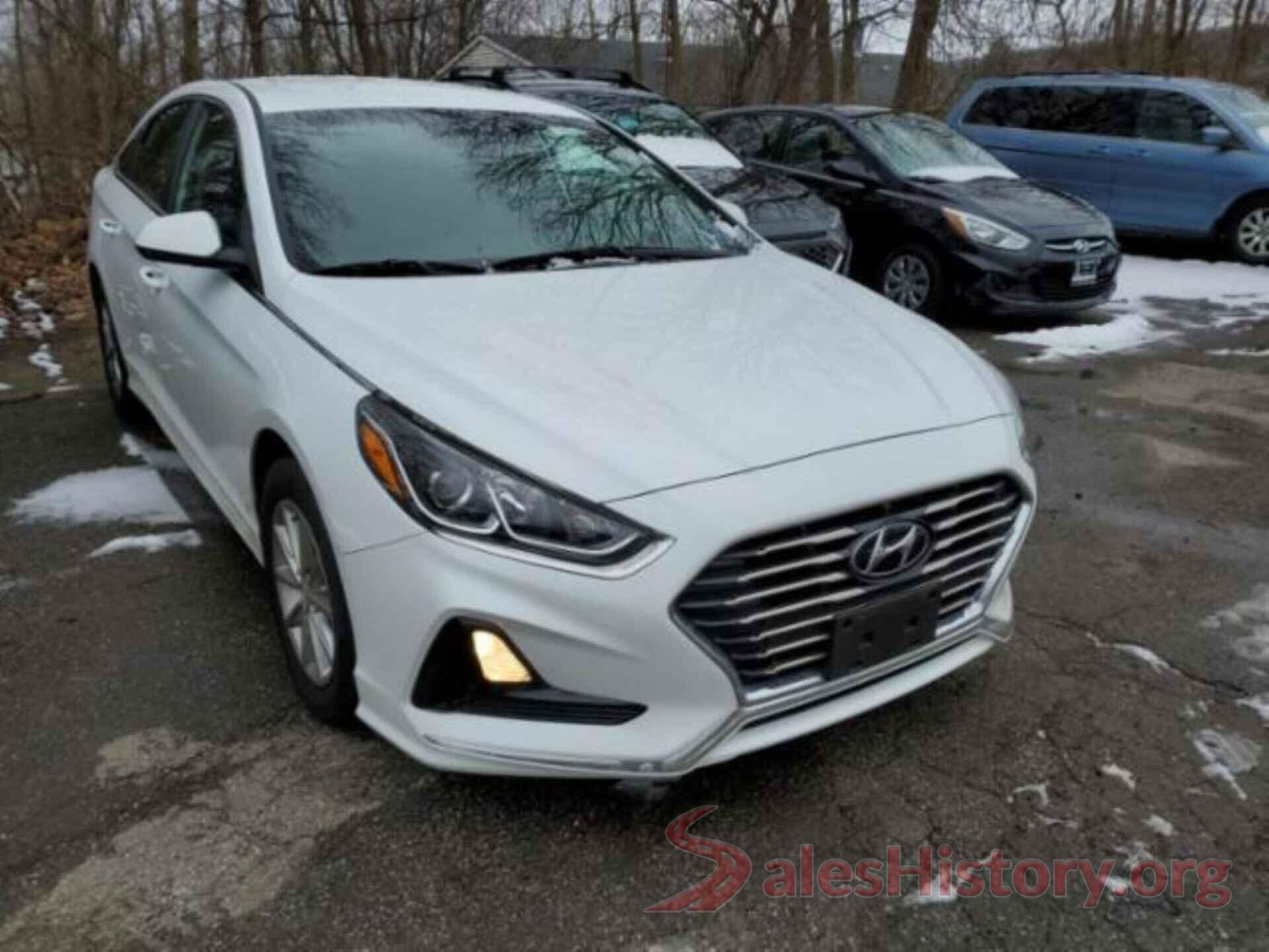 5NPE24AF2JH613042 2018 HYUNDAI SONATA