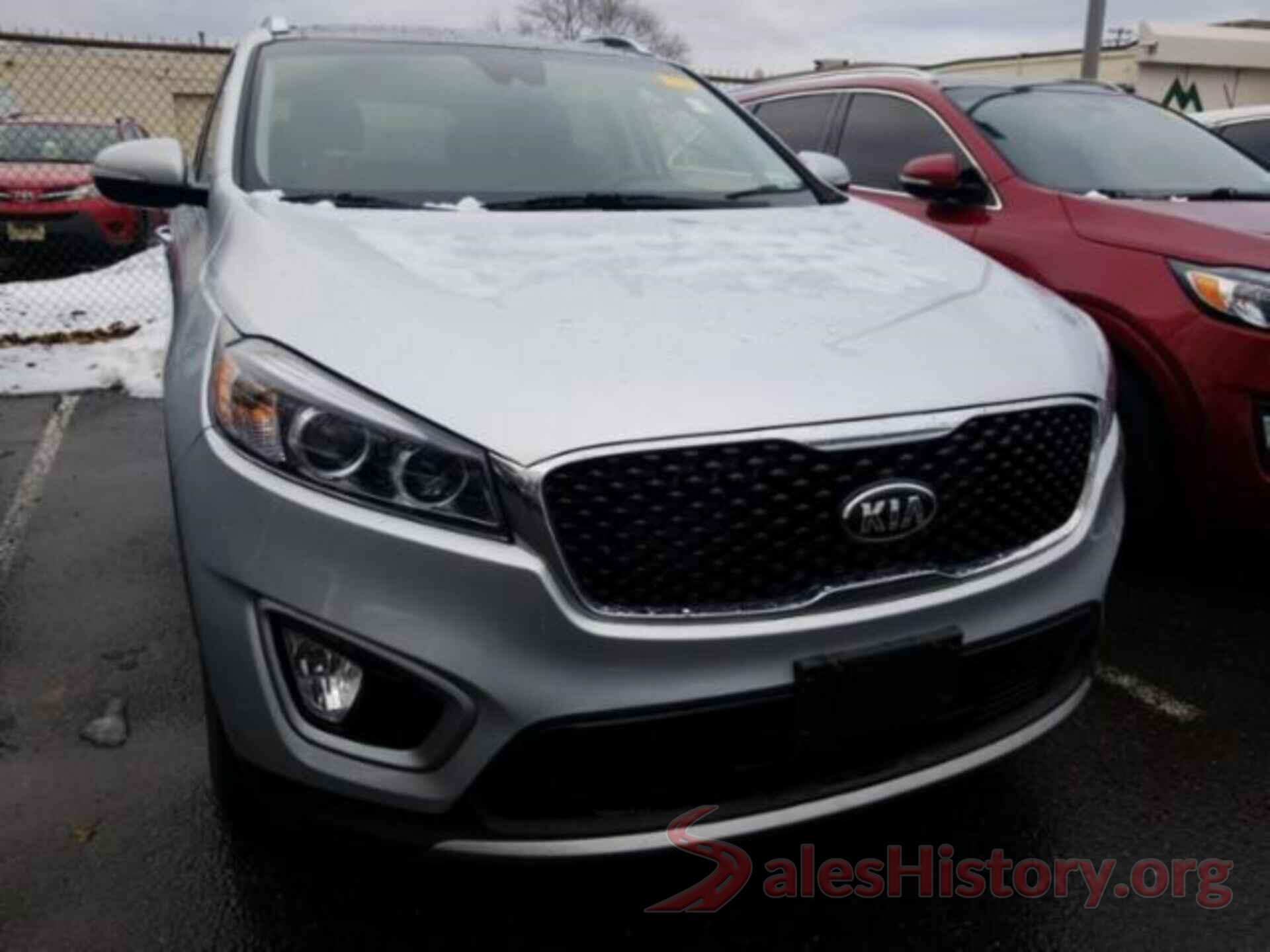 5XYPHDA51JG366893 2018 KIA SORENTO