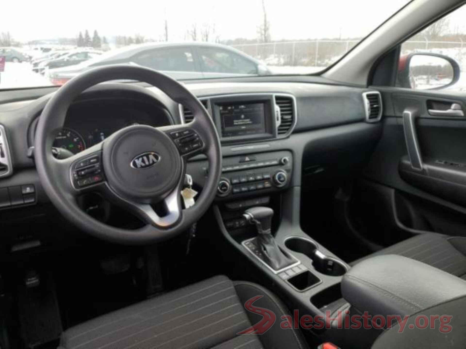 KNDPMCAC6J7382217 2018 KIA SPORTAGE