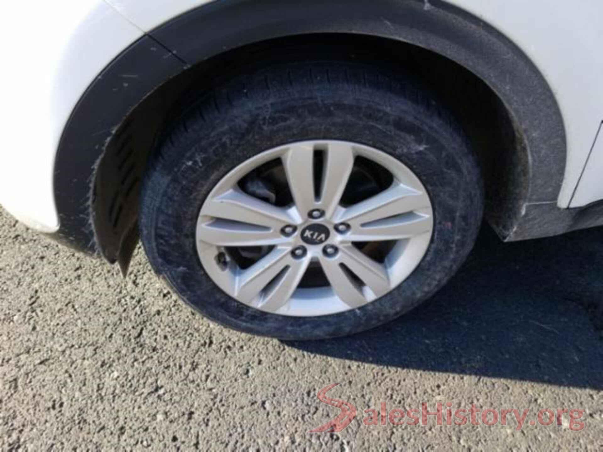 KNDPMCAC0J7363338 2018 KIA SPORTAGE