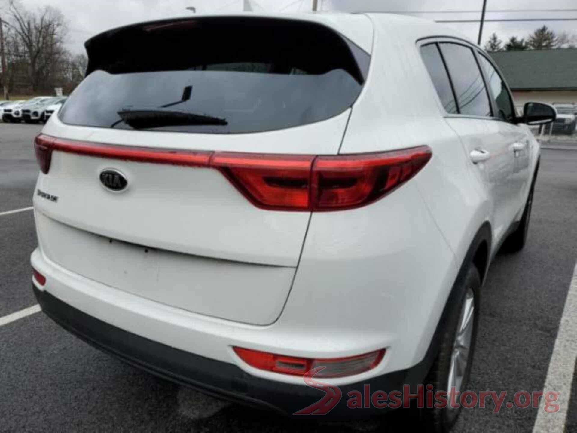 KNDPMCAC8J7414181 2018 KIA SPORTAGE