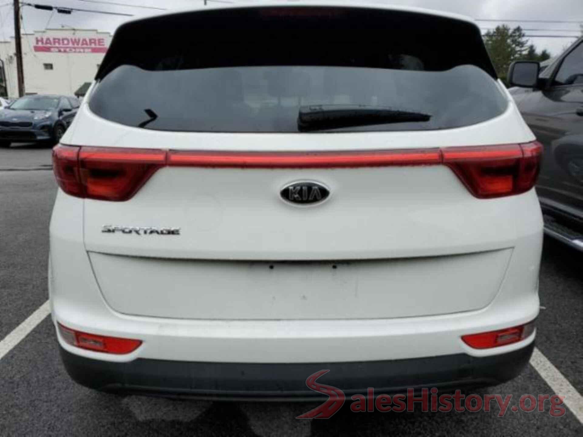 KNDPMCAC8J7414181 2018 KIA SPORTAGE