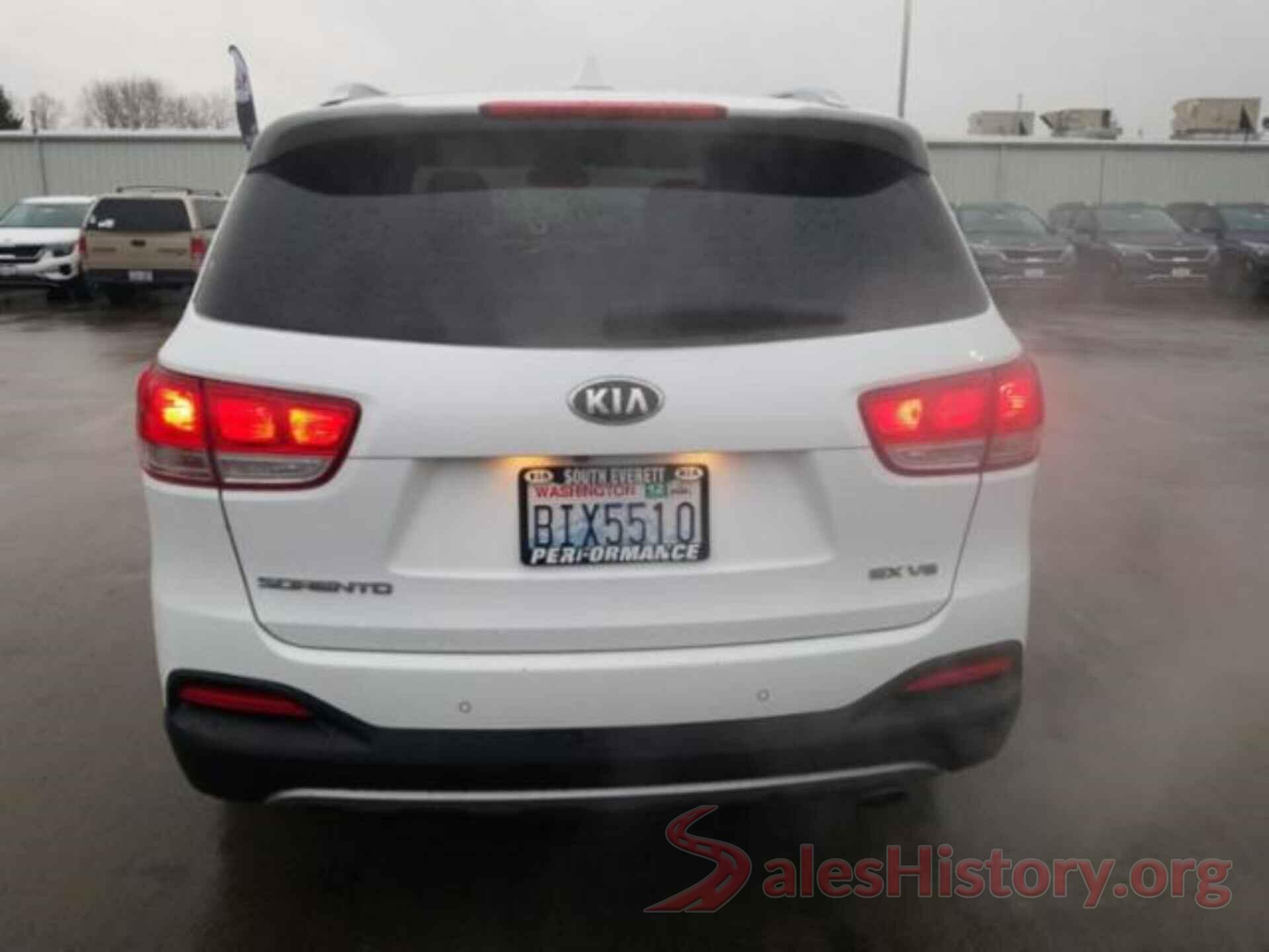 5XYPHDA50JG363015 2018 KIA SORENTO